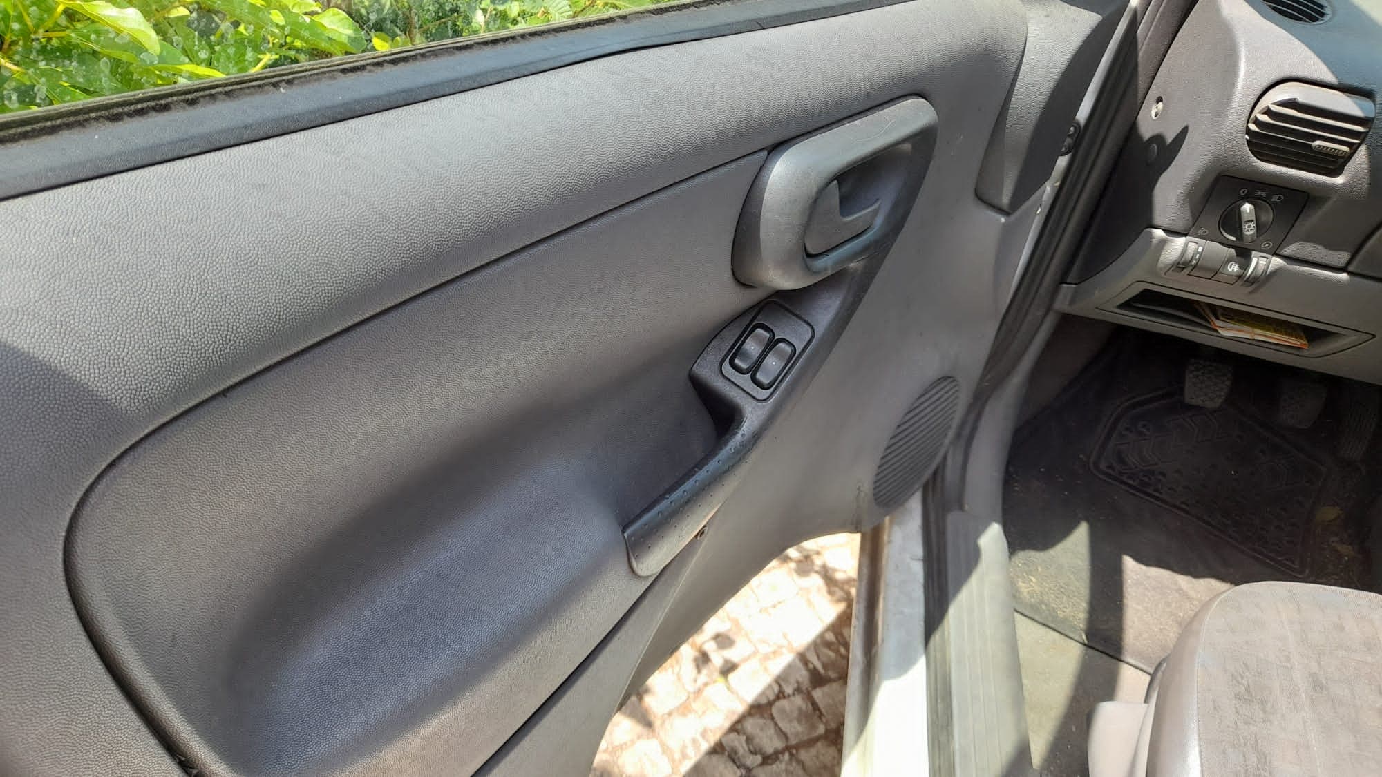 Opel Combo — imagem 9