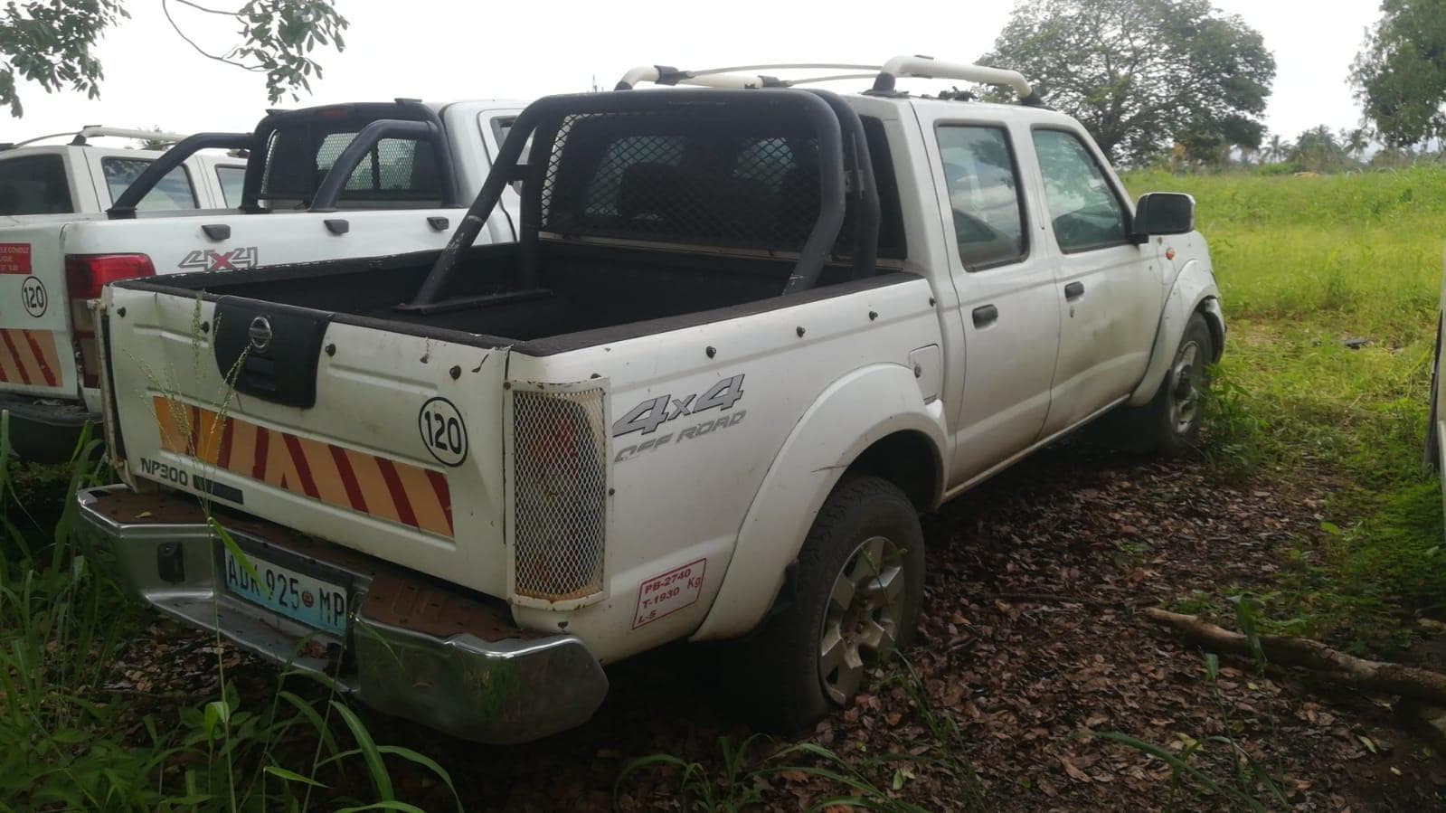 Nissan Hardbody — imagen 7