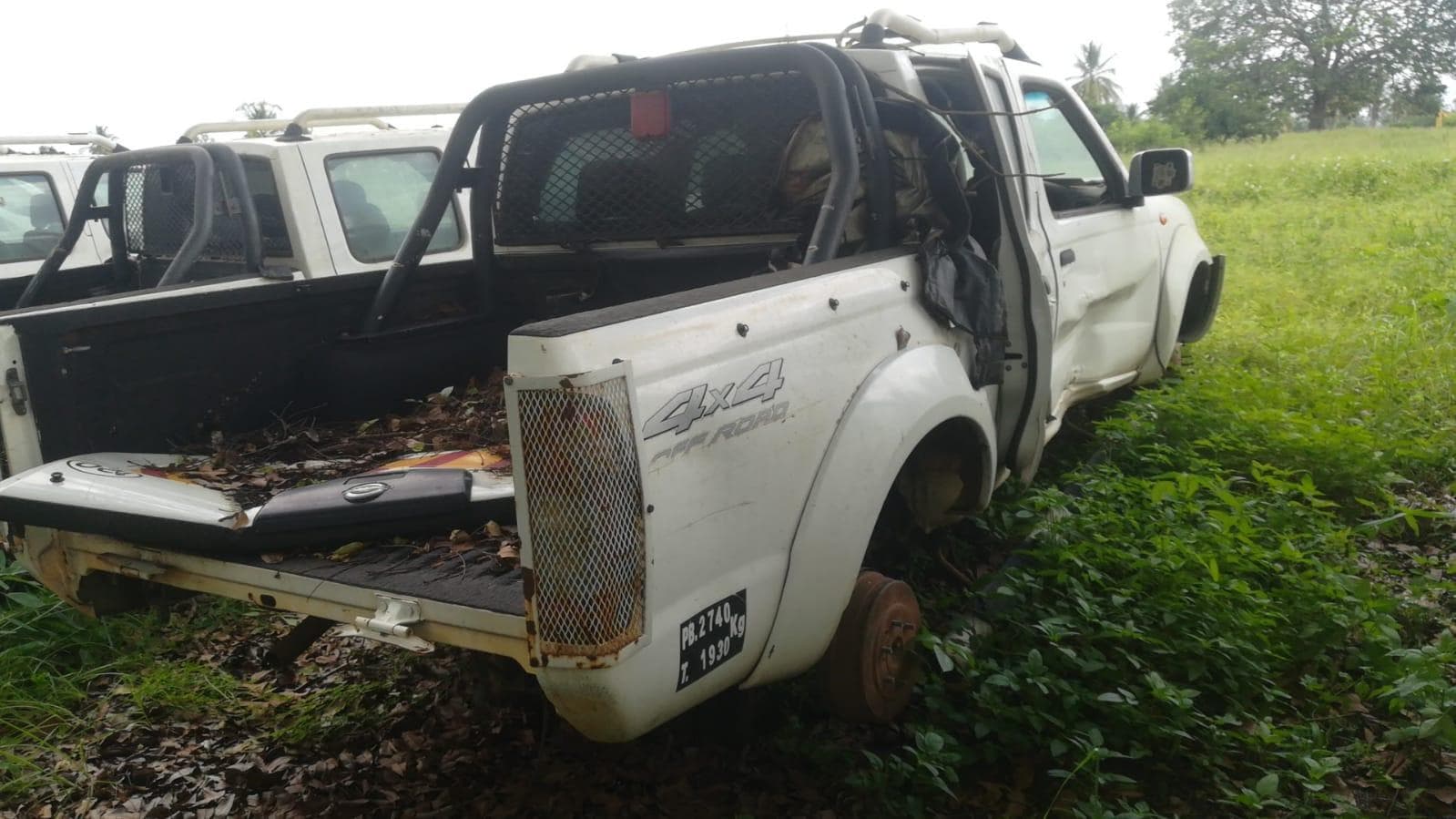 Nissan Hardbody — imagen 6