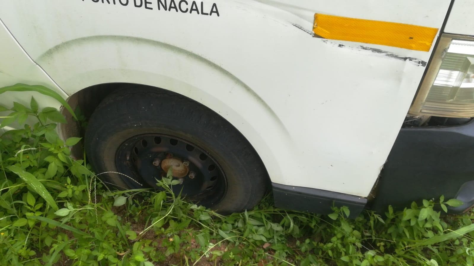 Minibus Toyota Hiace Van — imagem 6