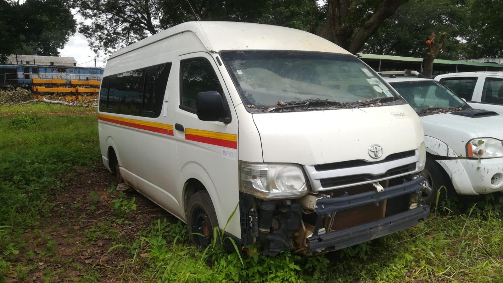 Minibus Toyota Hiace Van