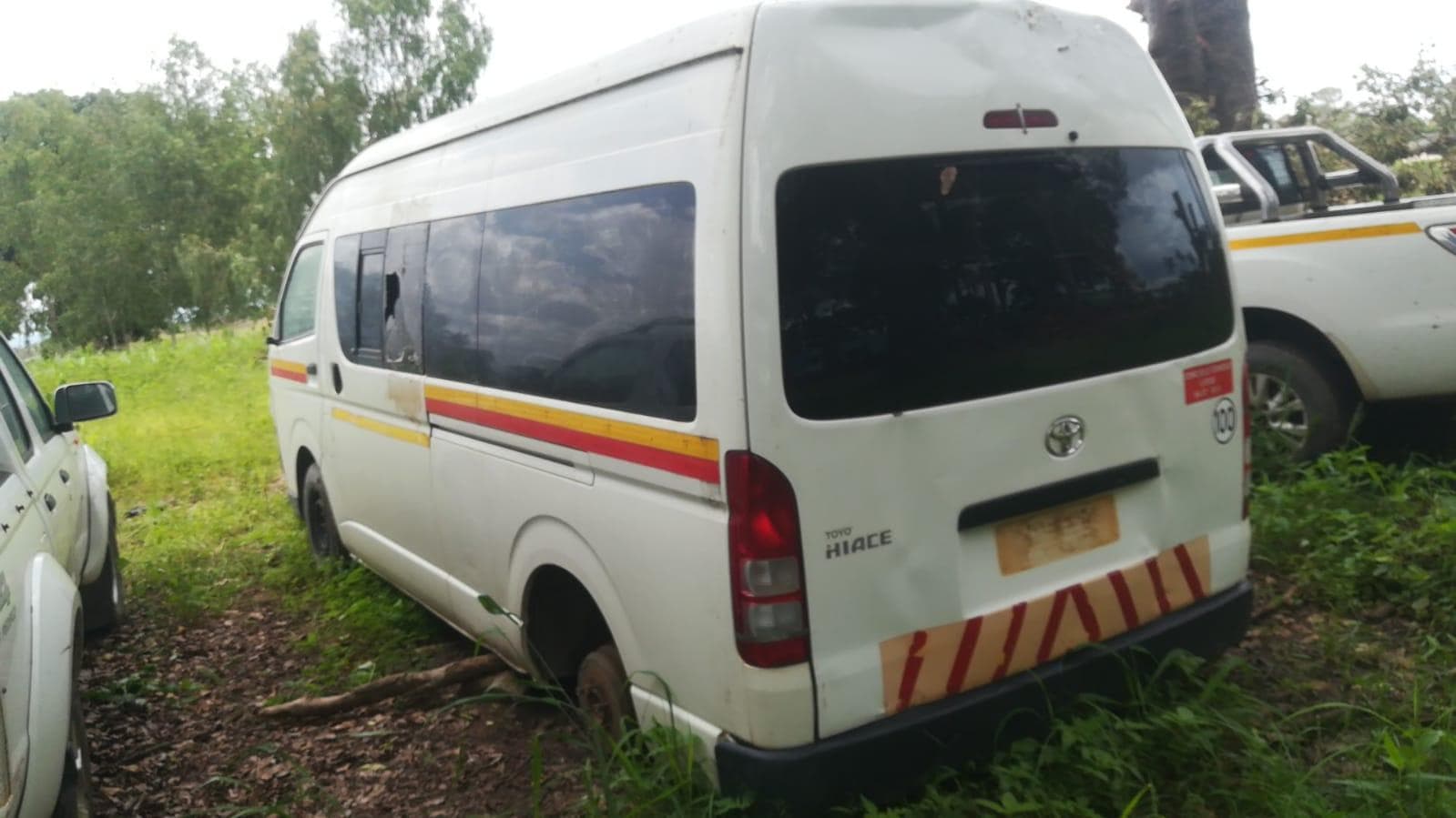 Minibus Toyota Hiace Van — imagem 7