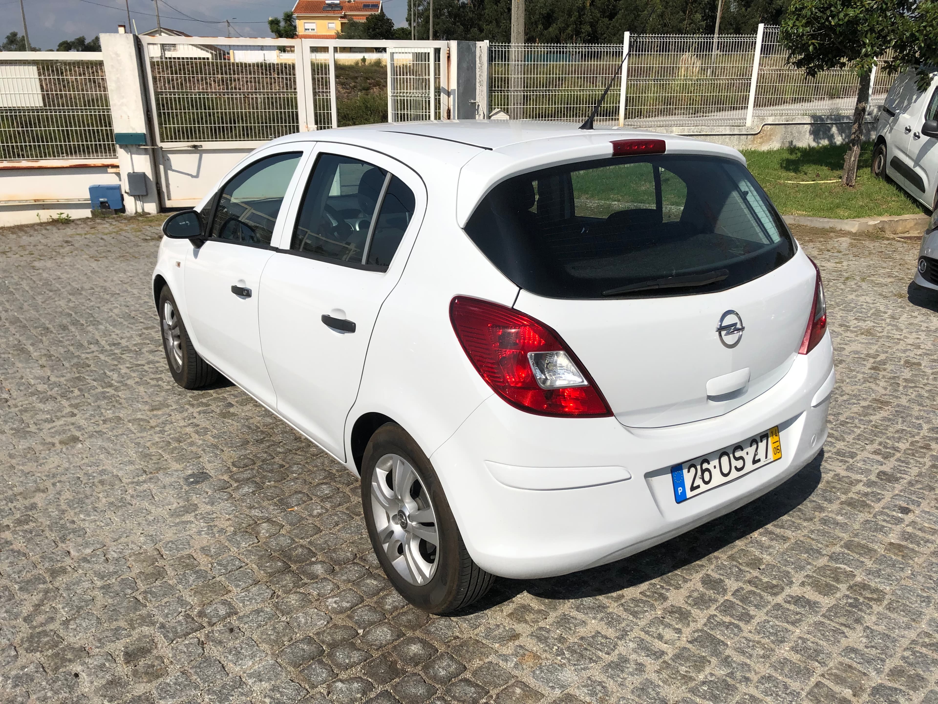 Opel Corsa · Ano 2014 — imagen 5