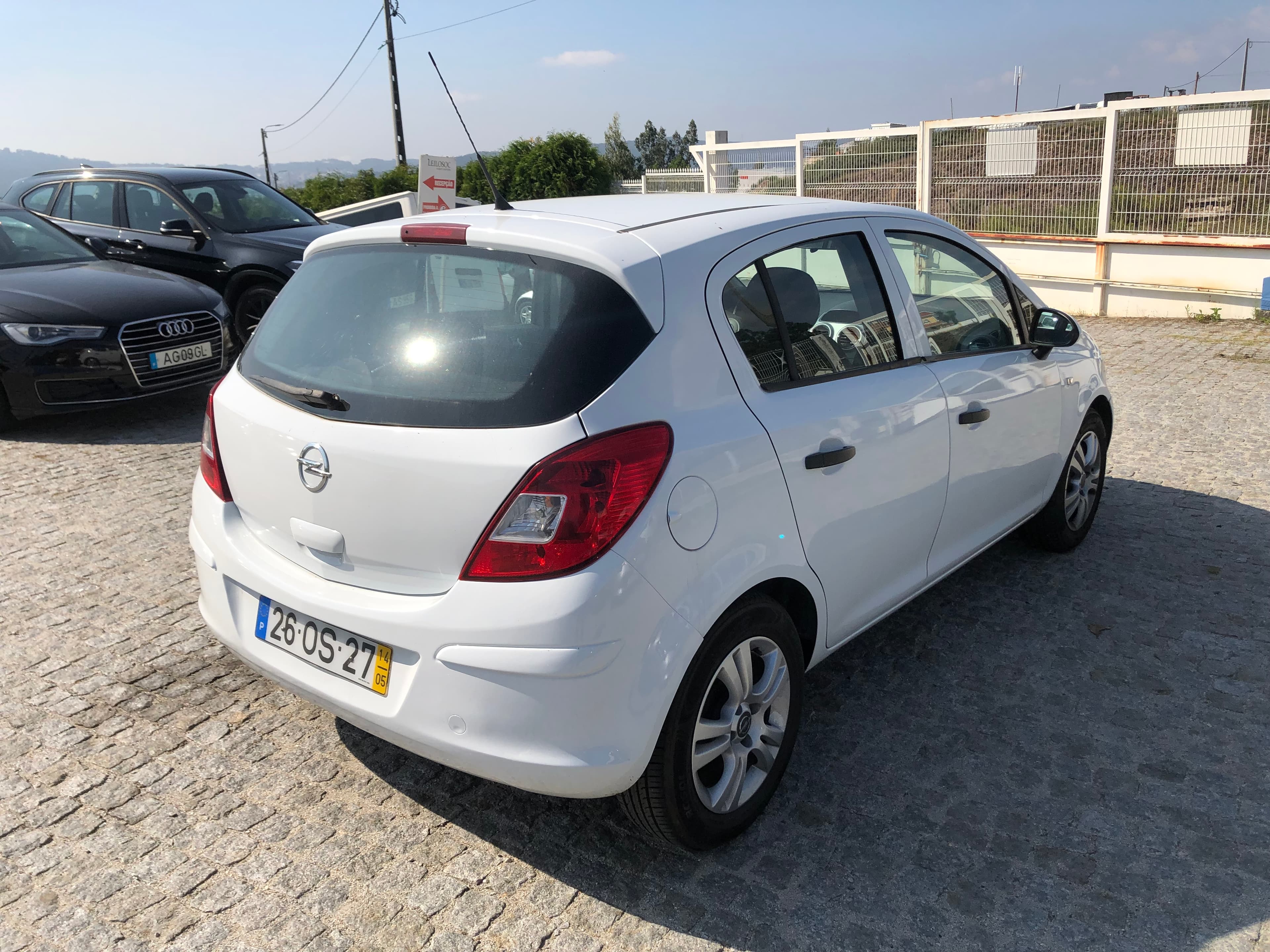 Opel Corsa · Ano 2014 — imagen 6