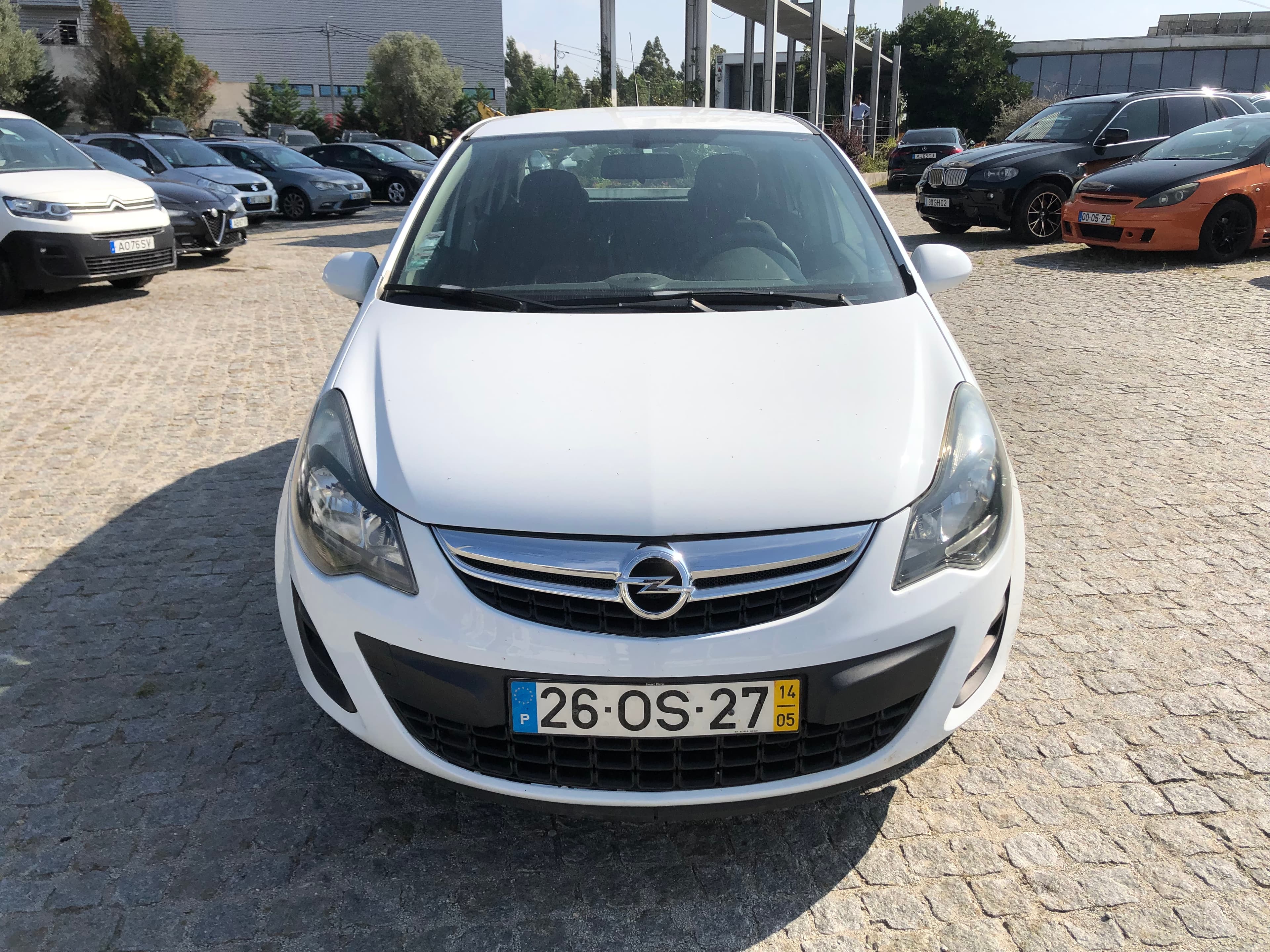 Opel Corsa · Ano 2014 — imagen 2