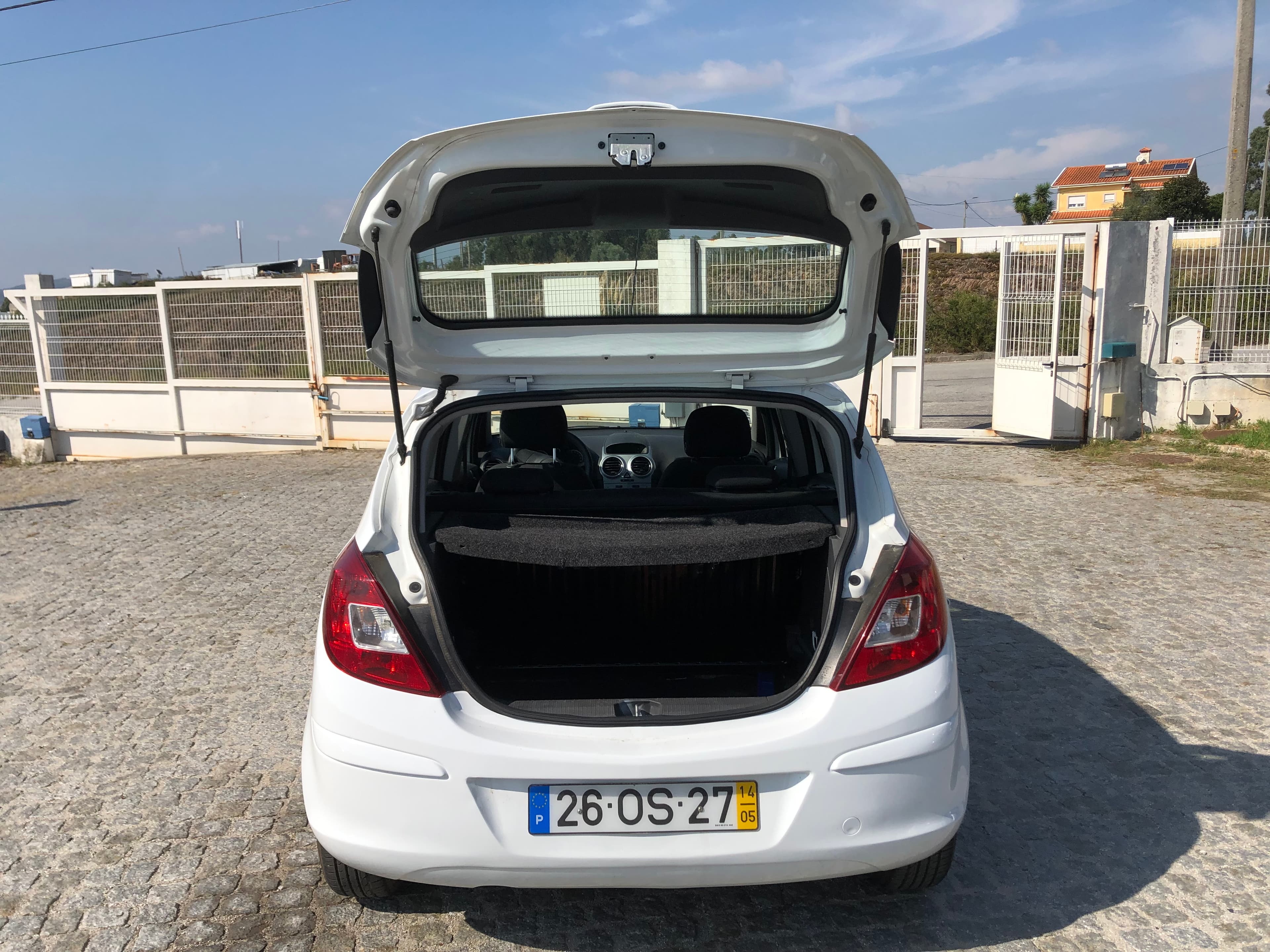 Opel Corsa · Ano 2014 — imagen 7