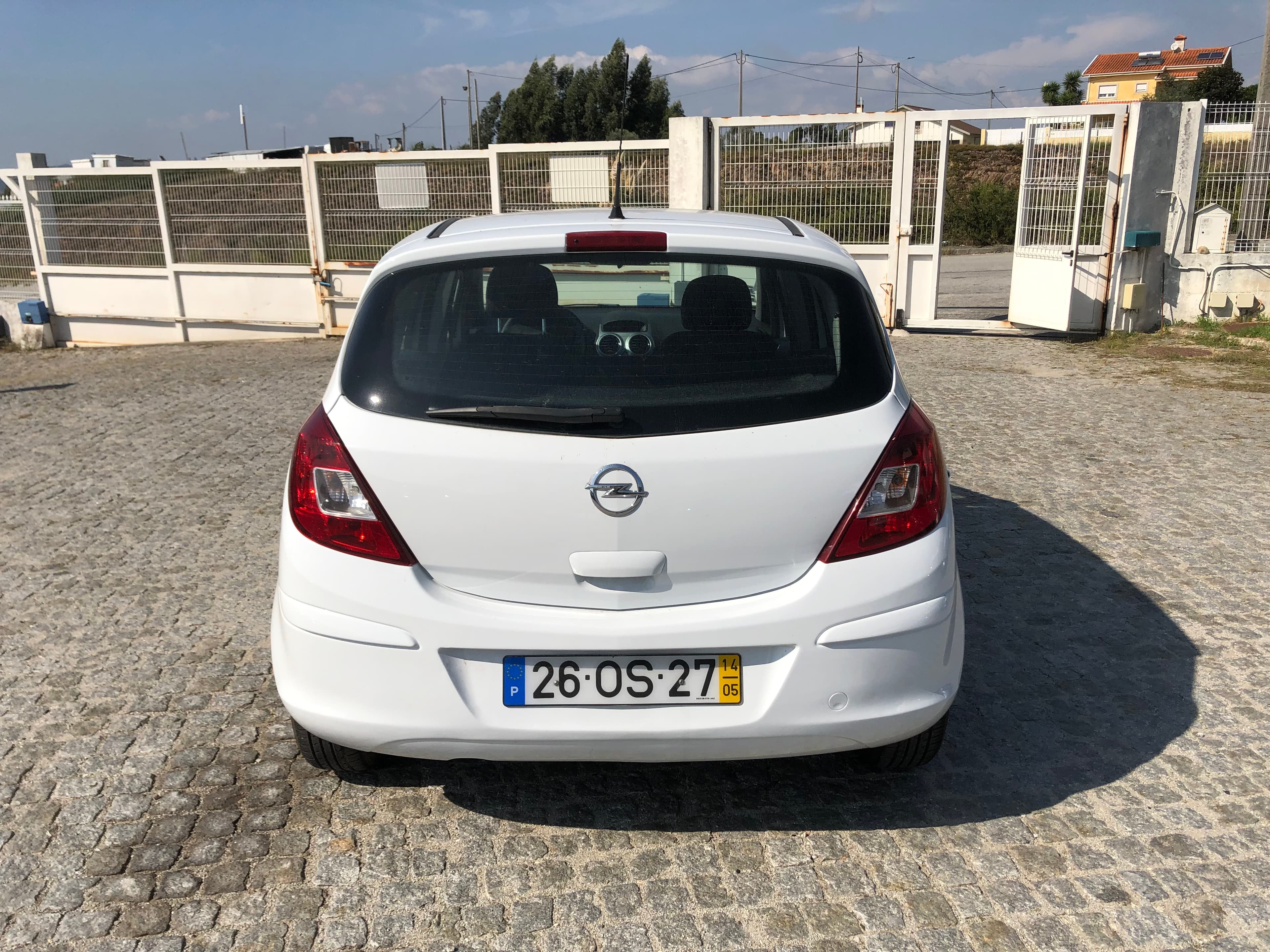 Opel Corsa · Ano 2014 — imagen 4