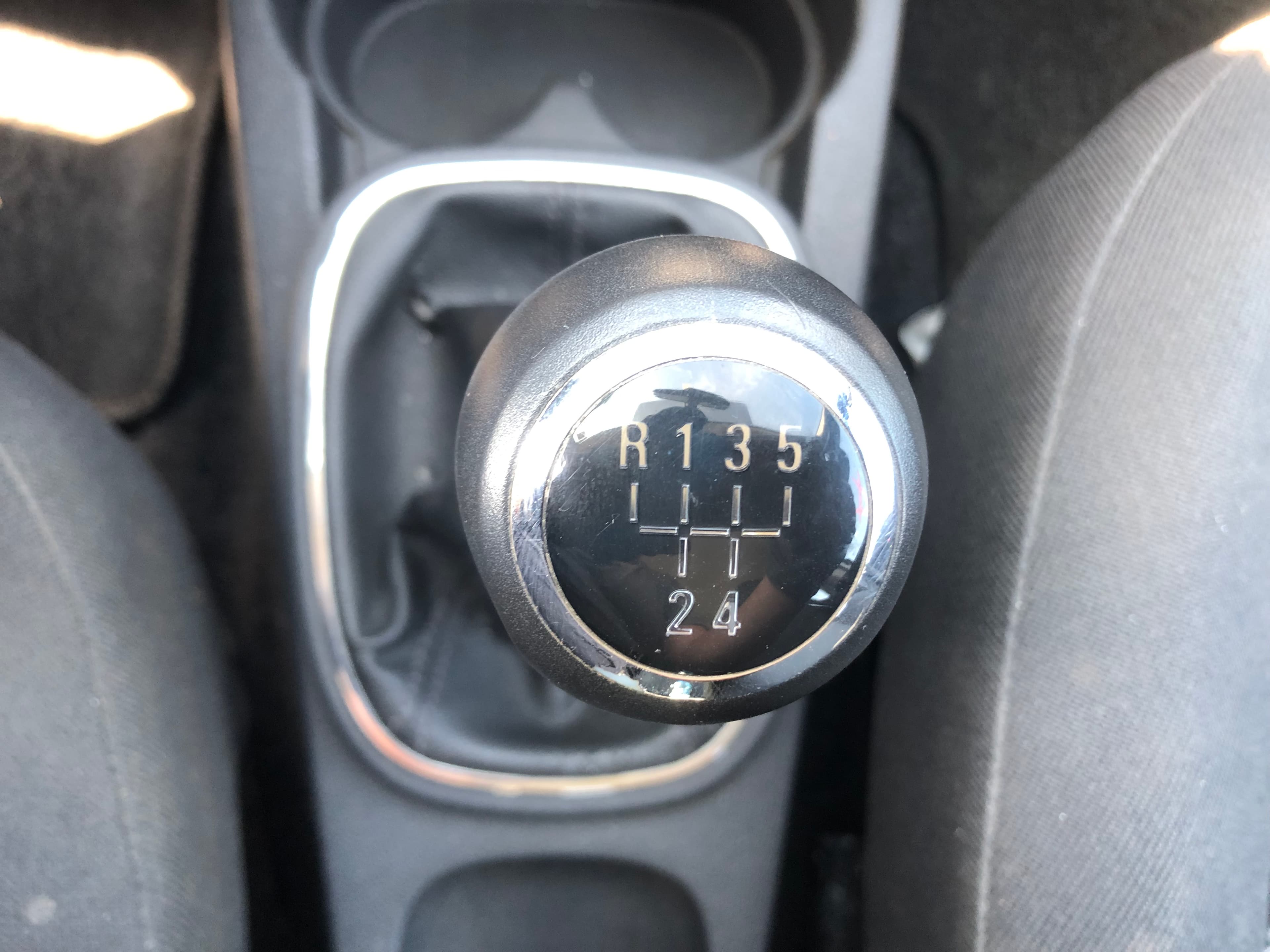 Opel Corsa · Ano 2014 — imagen 31