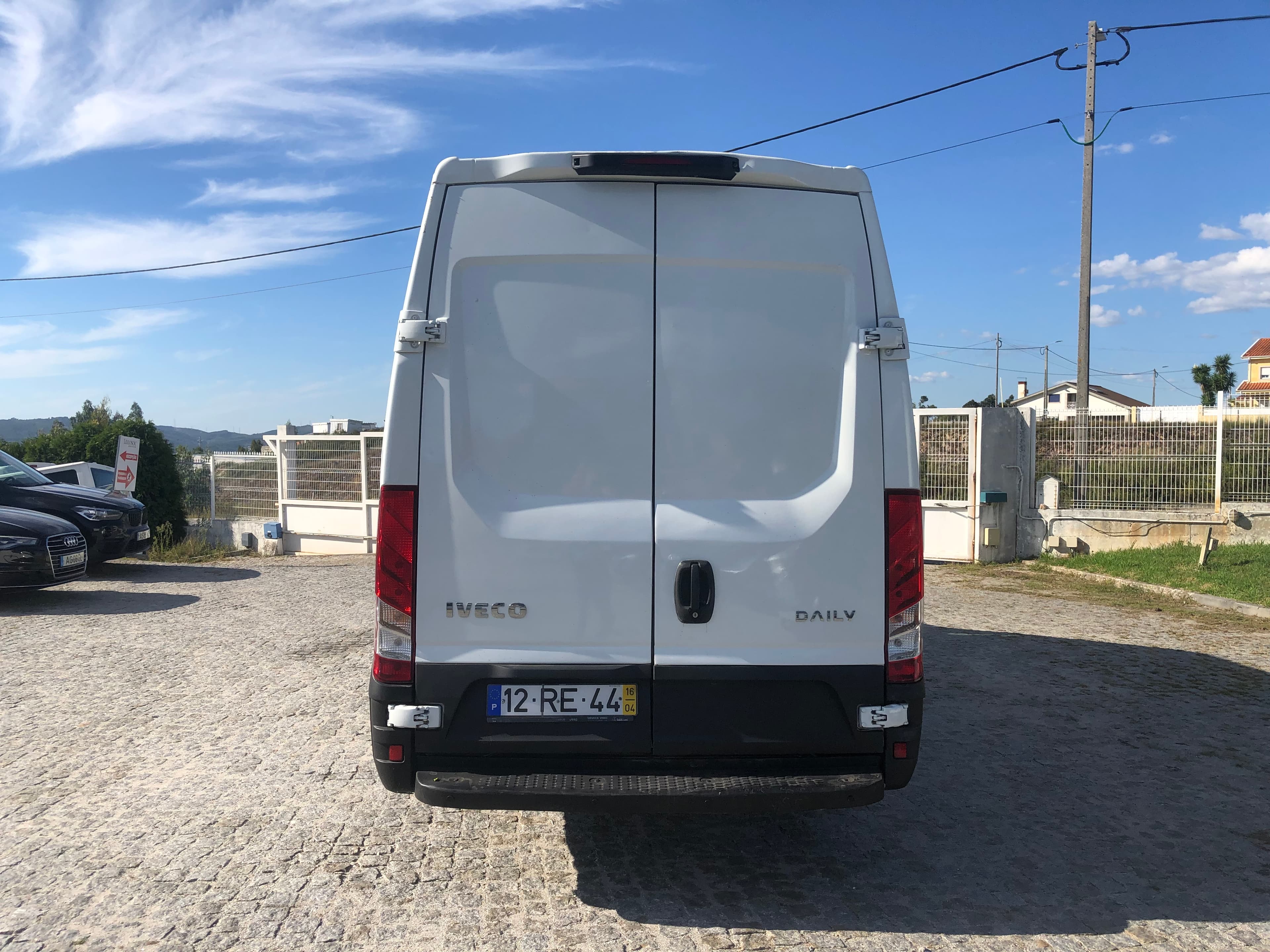 Iveco Daily · Ano 2016 — image 8