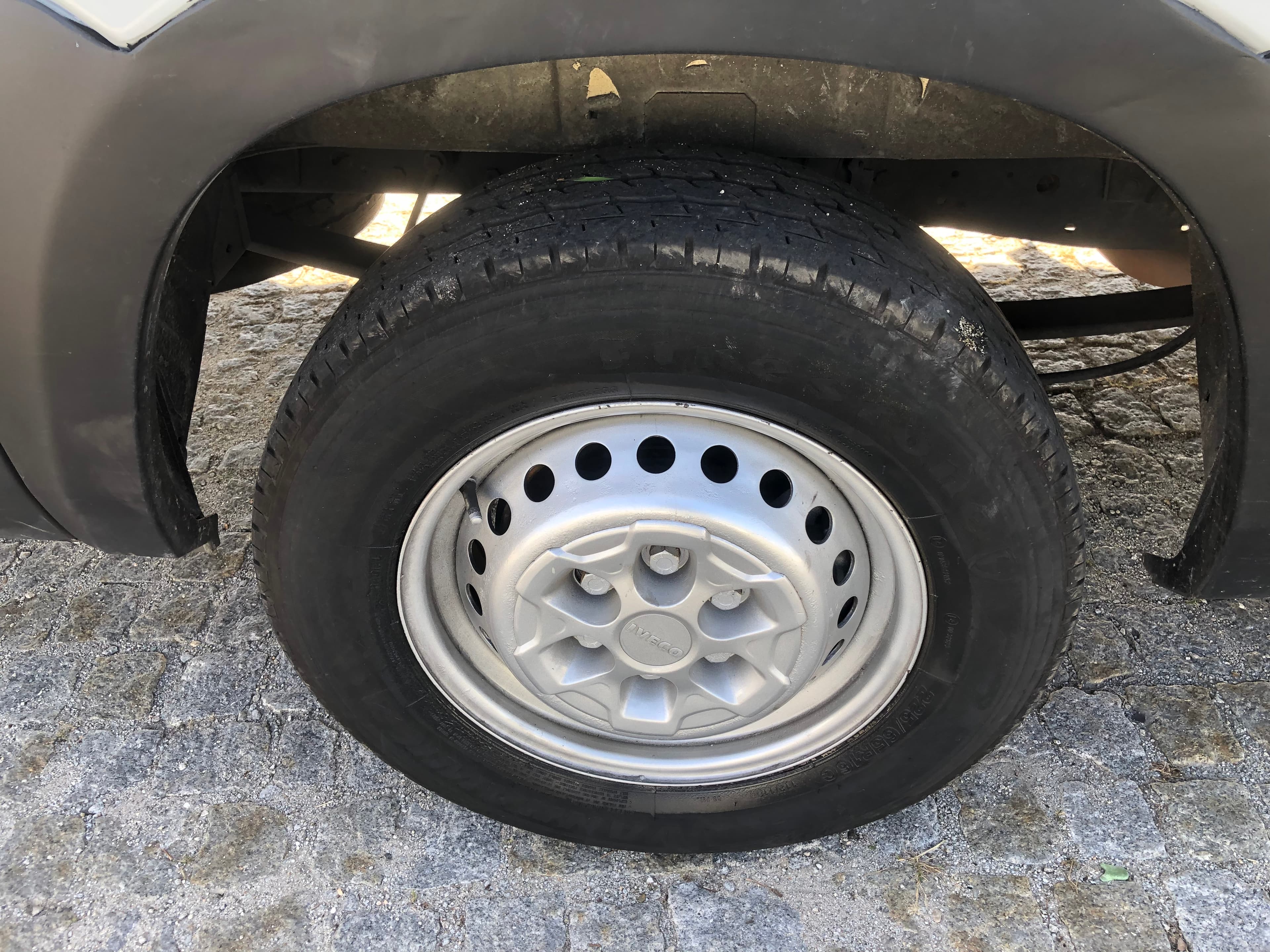 Iveco Daily · Ano 2016 — image 15