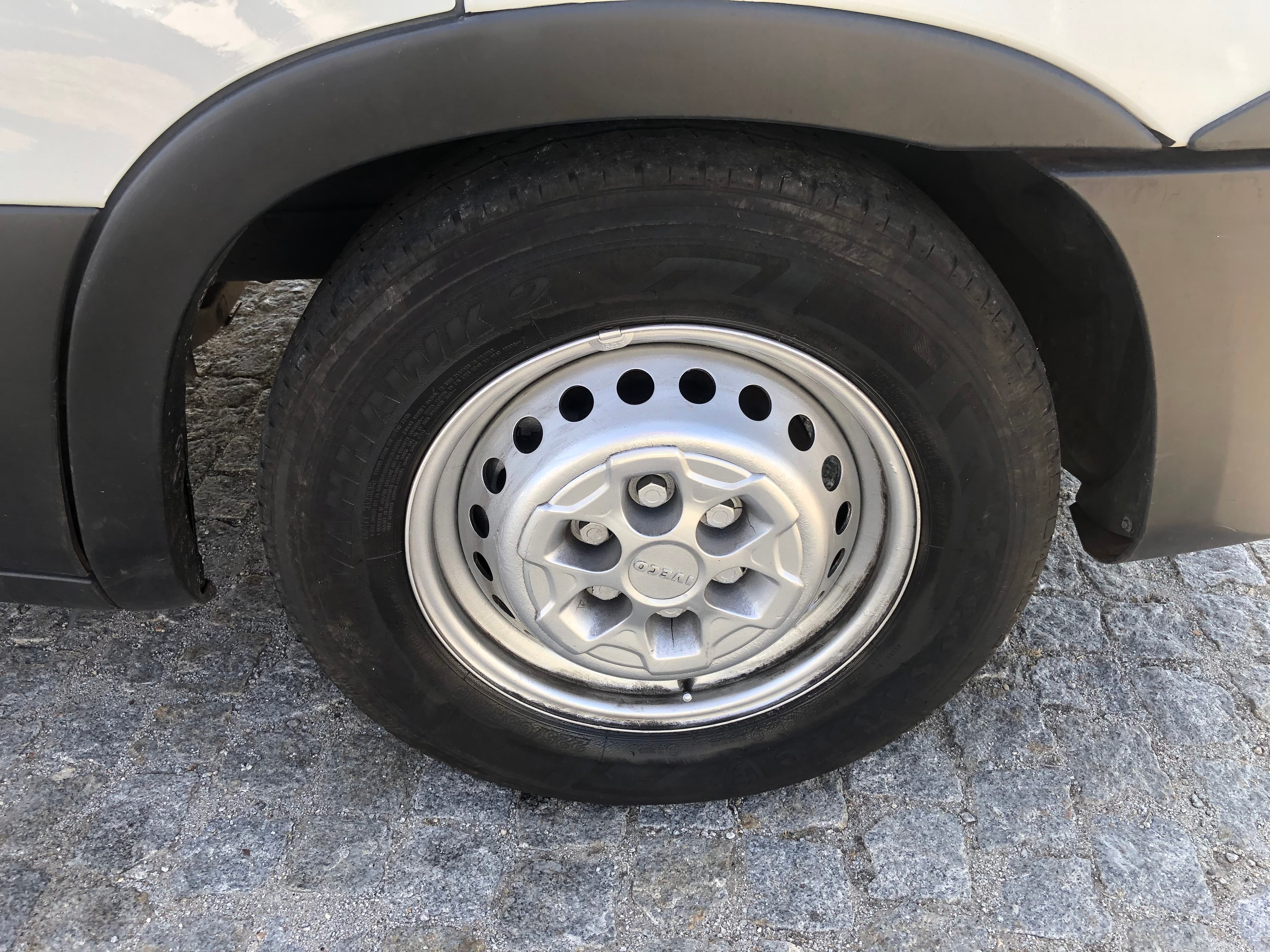 Iveco Daily · Ano 2016 — image 14