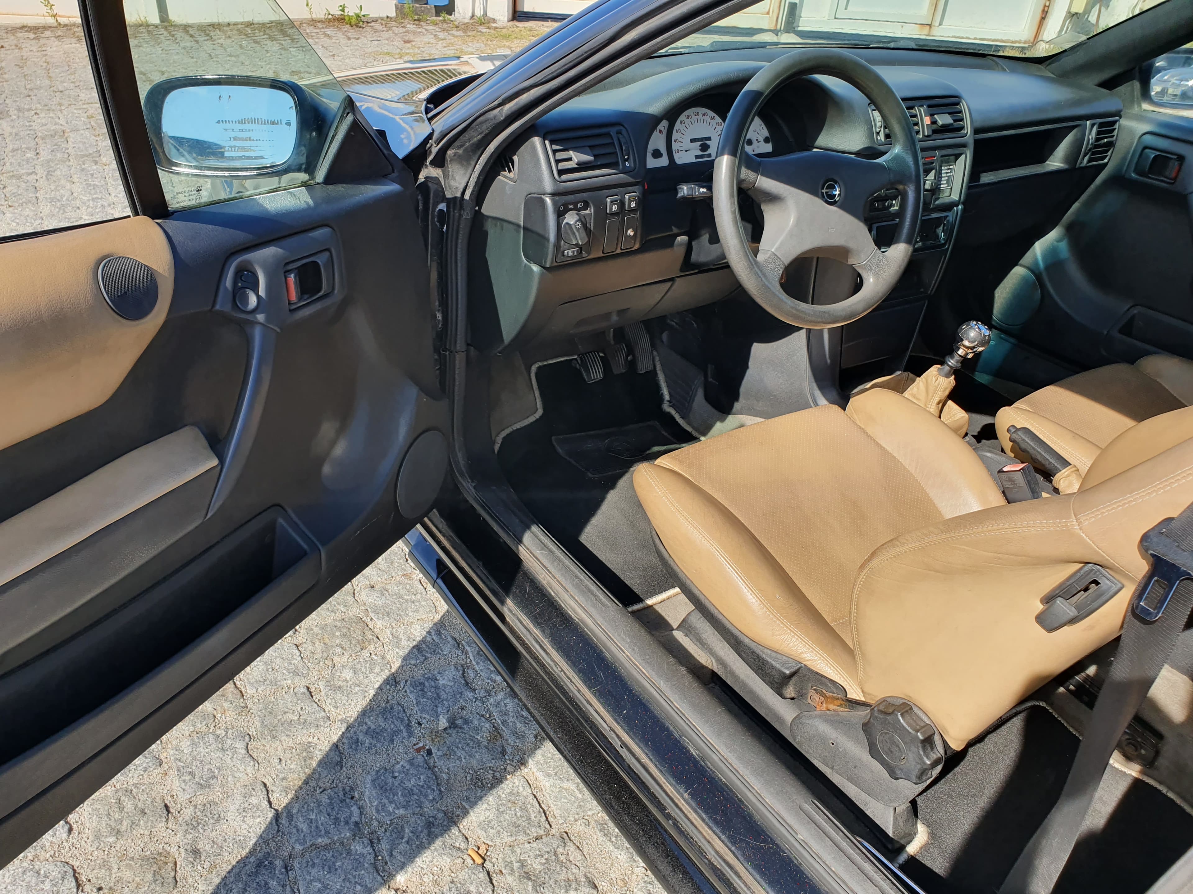 Opel Calibra · Ano 1992 — imagem 19