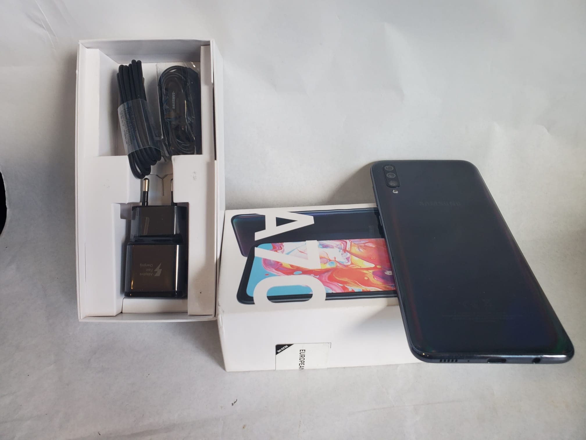 Telemóvel Samsung A70 — image 6