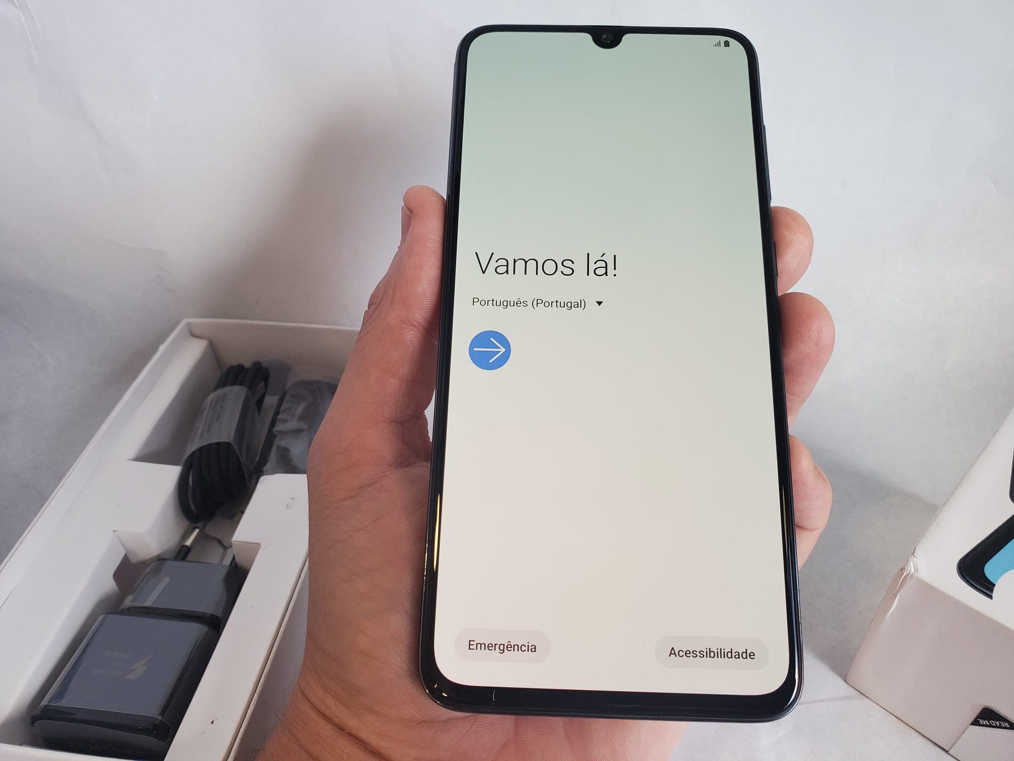 Telemóvel Samsung A70 — image 2