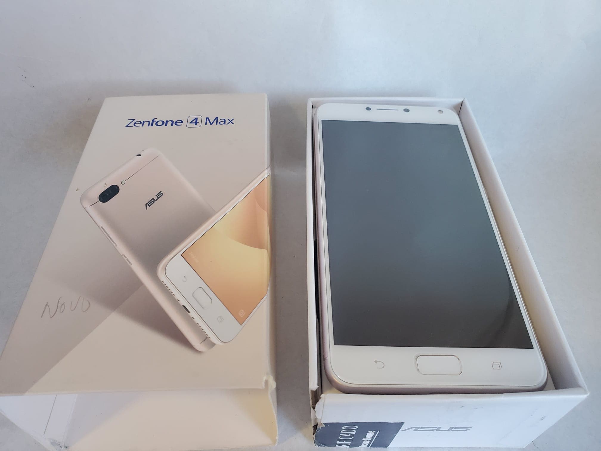 Telemóvel Asus Zenfone 4 Max — imagem 14