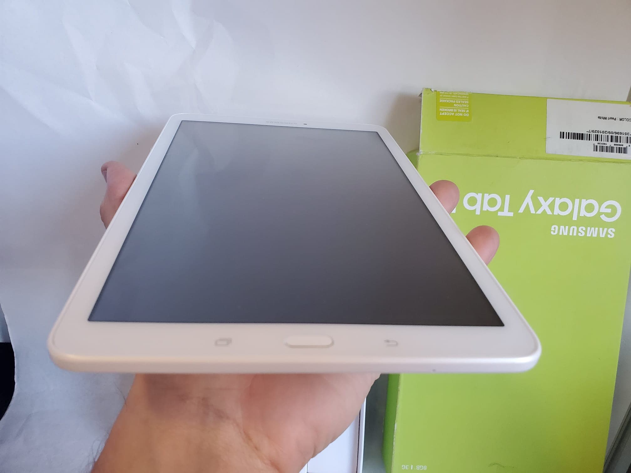 Tablet Samsung Galaxy Tab E — imagem 8