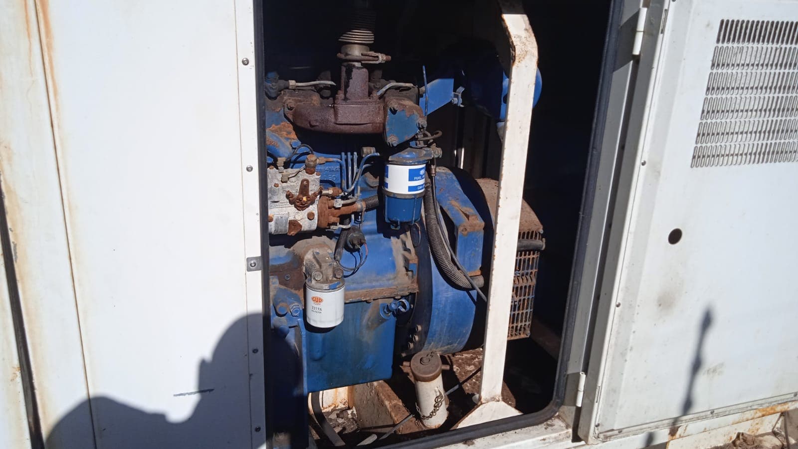 Gerador Stamford 27 kVA — imagen 12