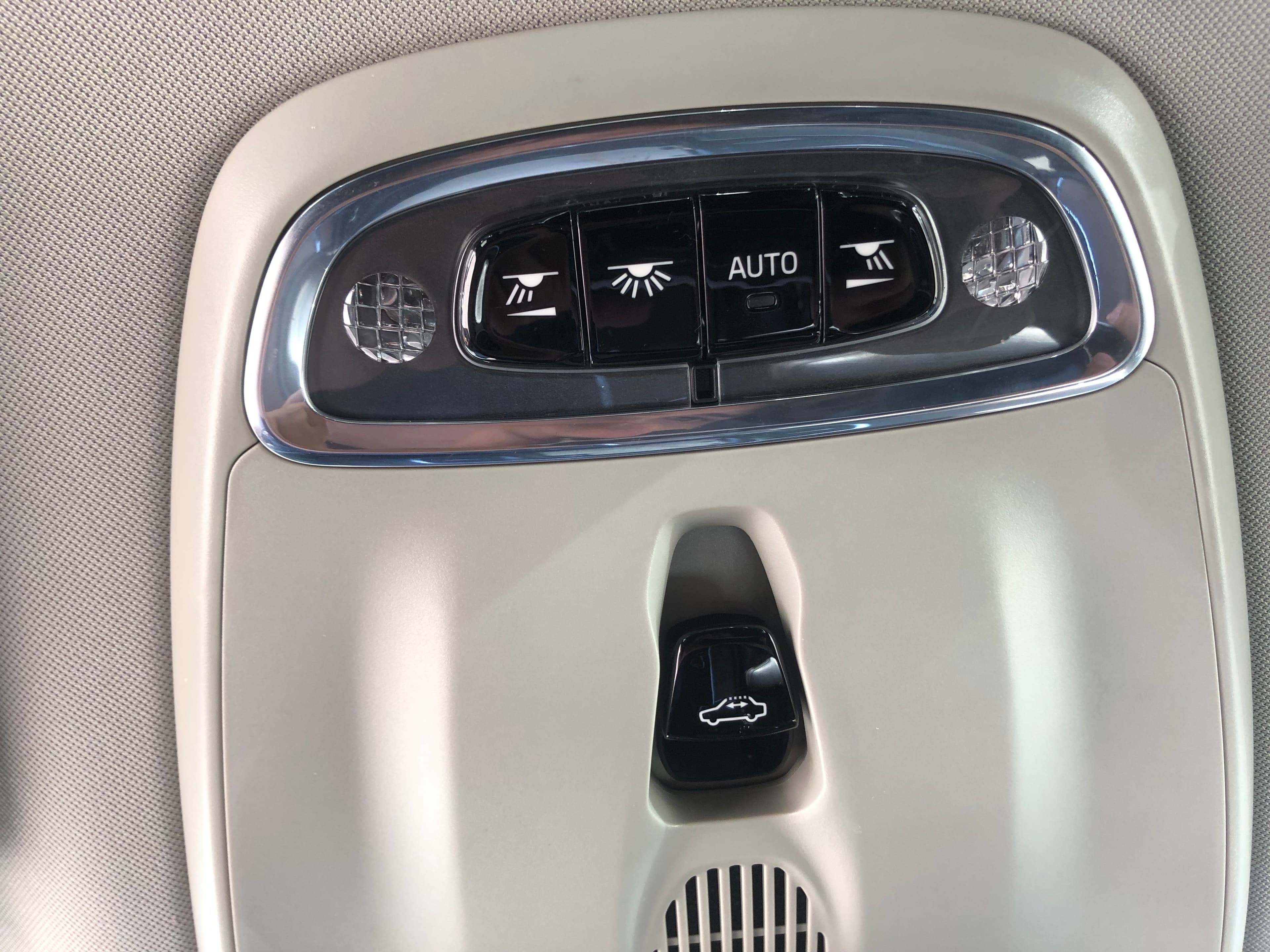 Volvo XC90 · Ano 2017 — imagem 36
