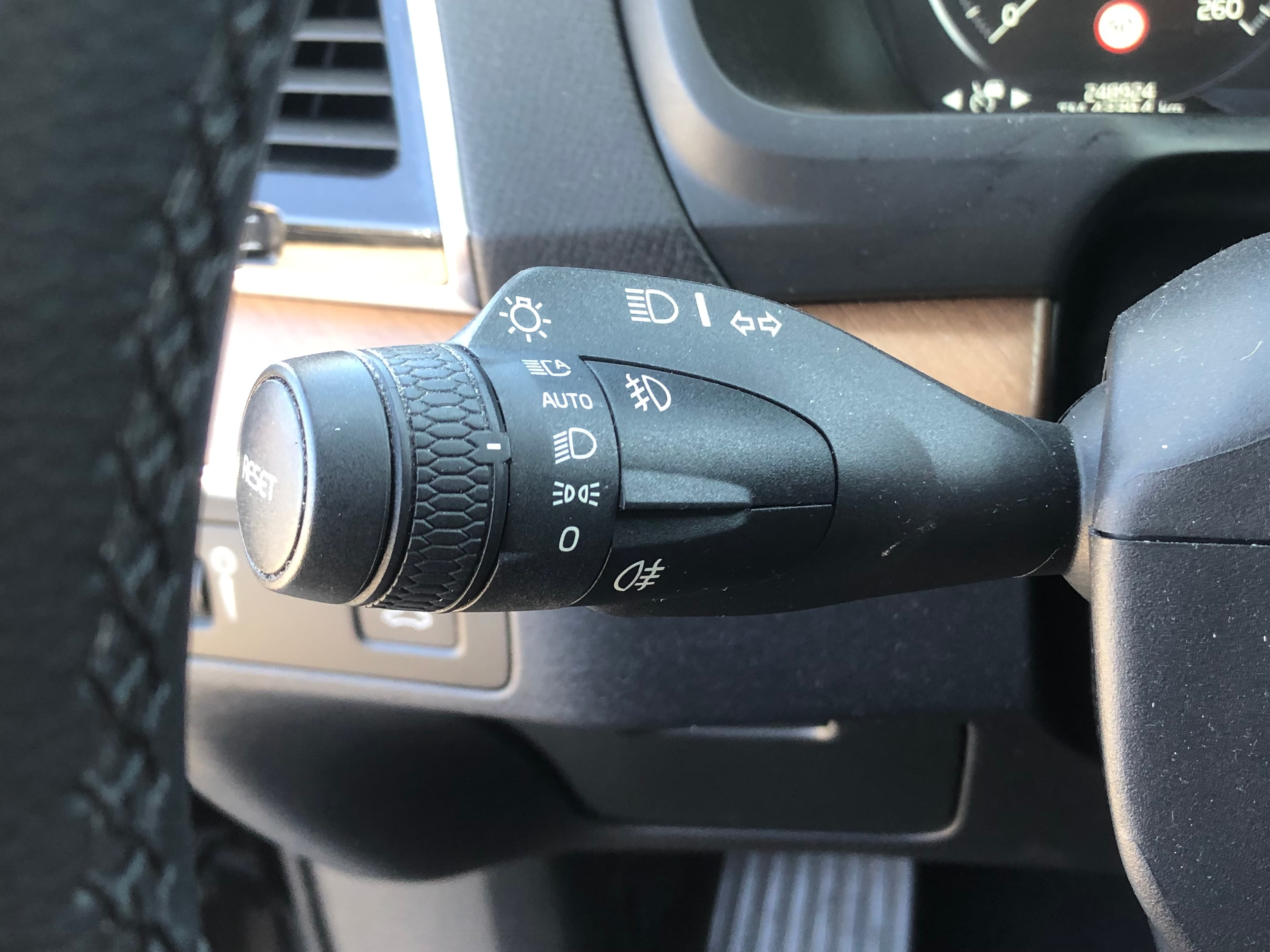 Volvo XC90 · Ano 2017 — imagem 30