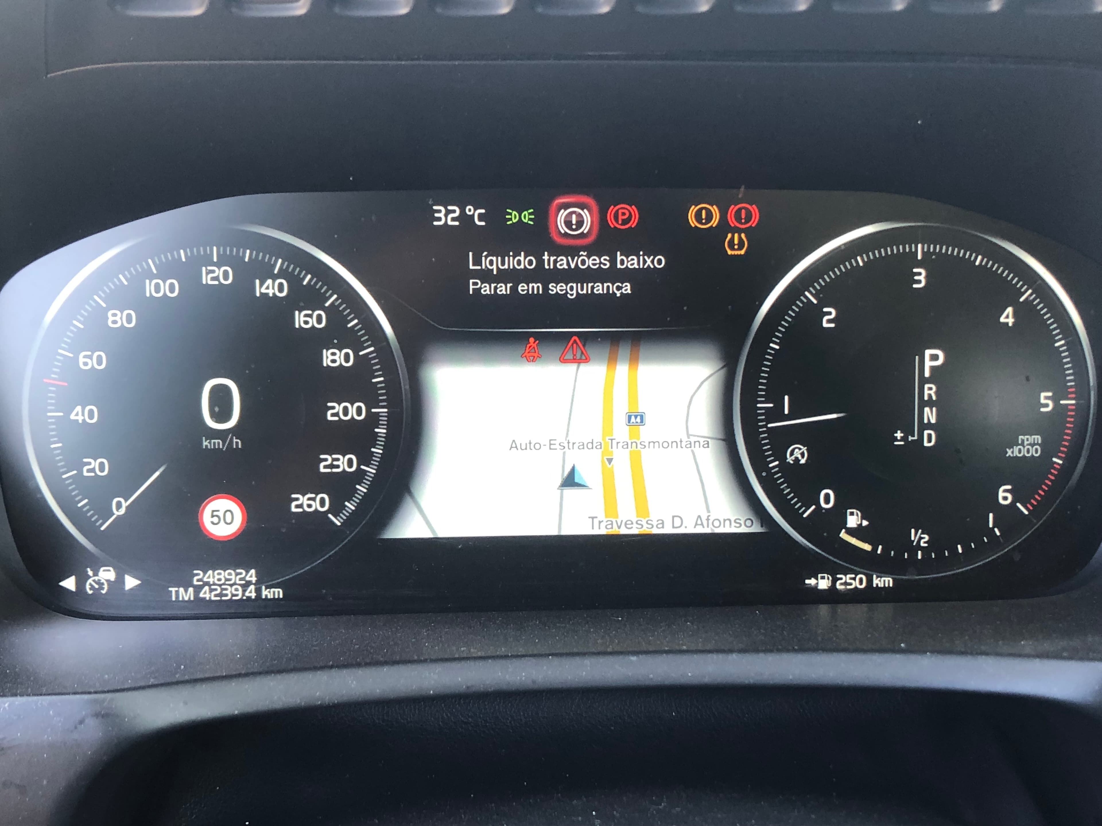 Volvo XC90 · Ano 2017 — imagem 38