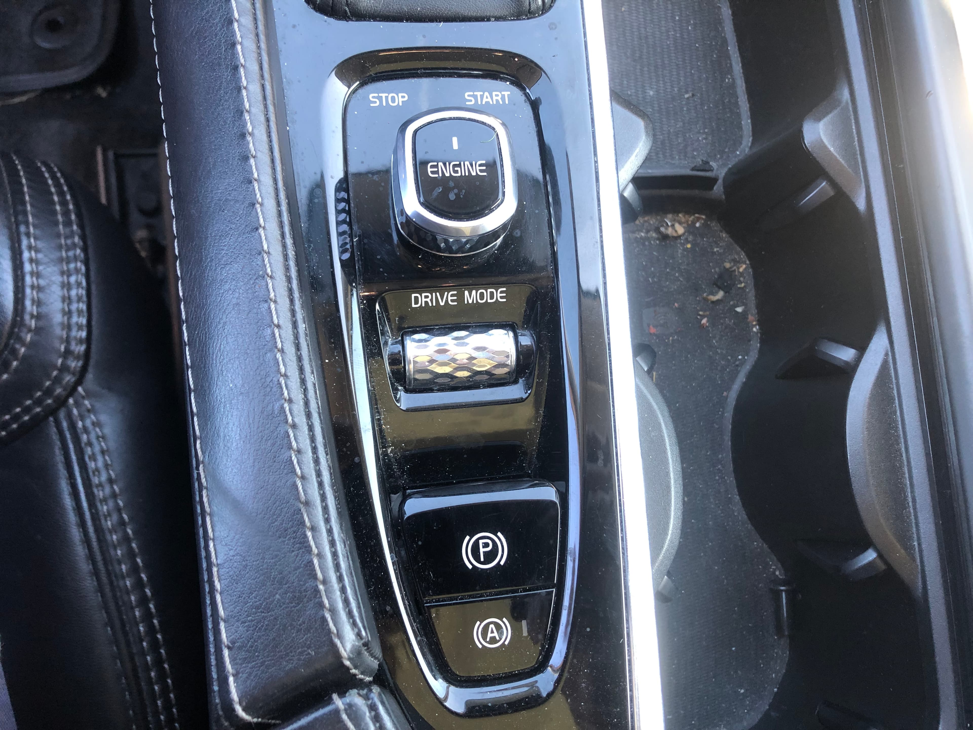 Volvo XC90 · Ano 2017 — imagem 40