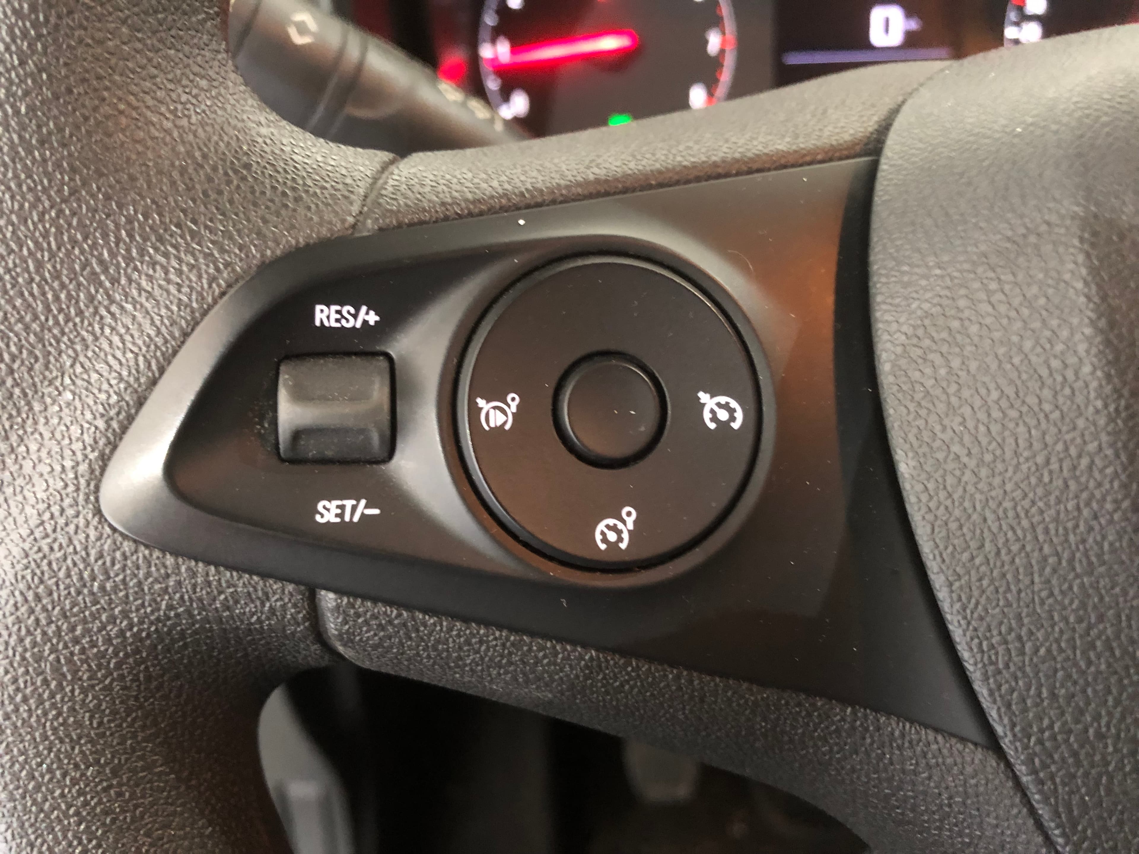 Opel Combo · Ano 2019 — imagem 25