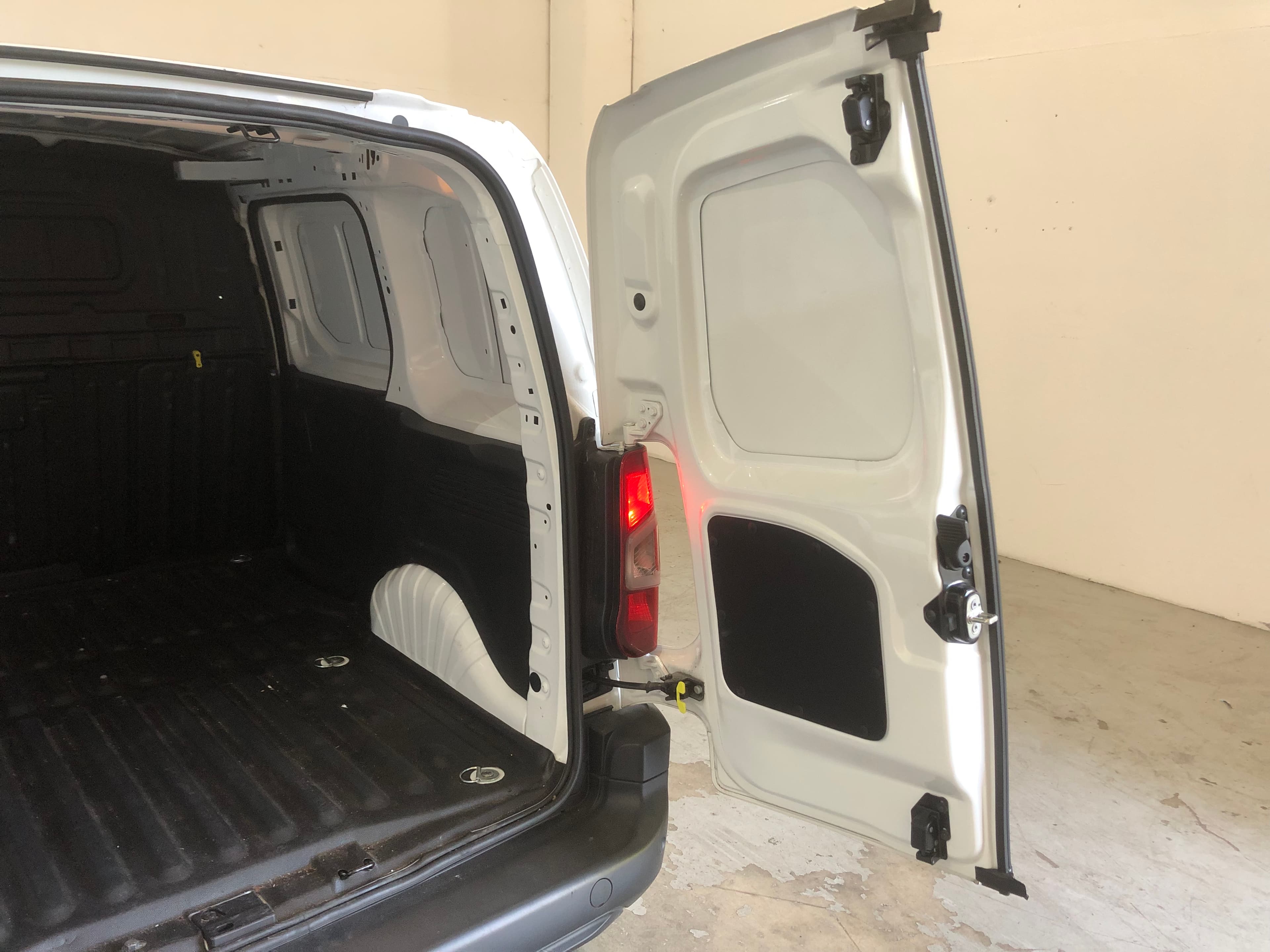 Opel Combo · Ano 2019 — imagem 7