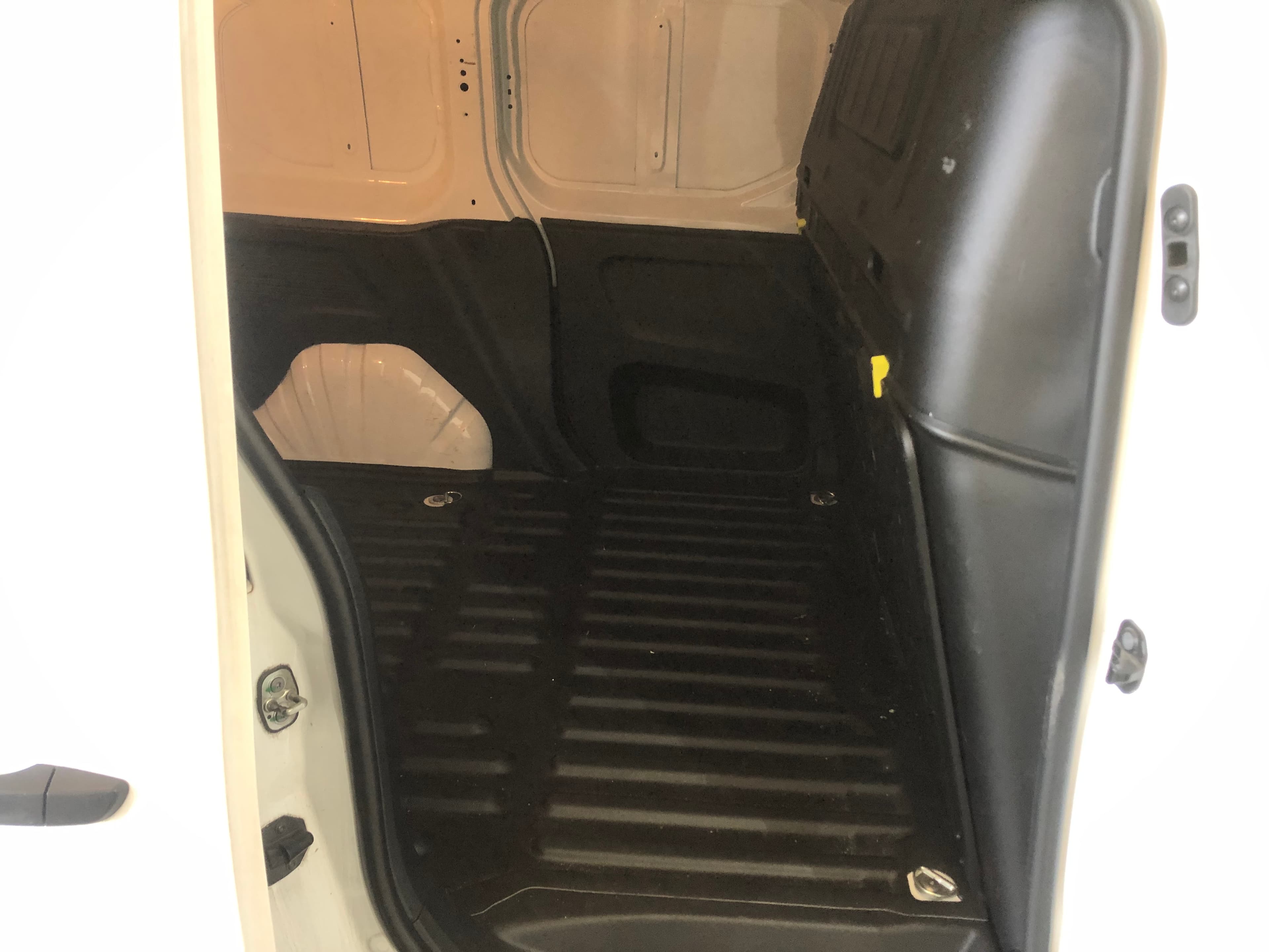 Opel Combo · Ano 2019 — imagem 10