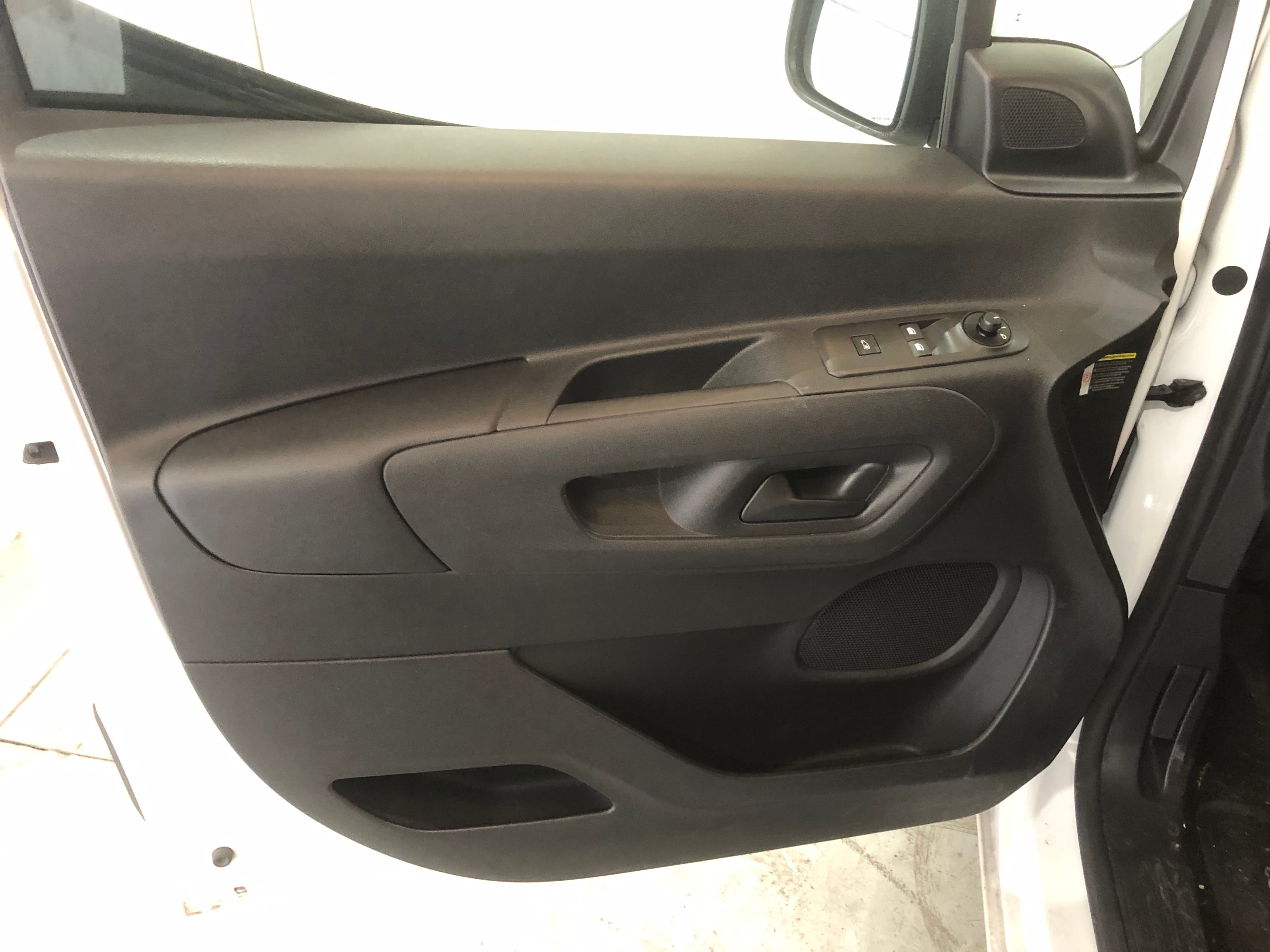 Opel Combo · Ano 2019 — imagem 20