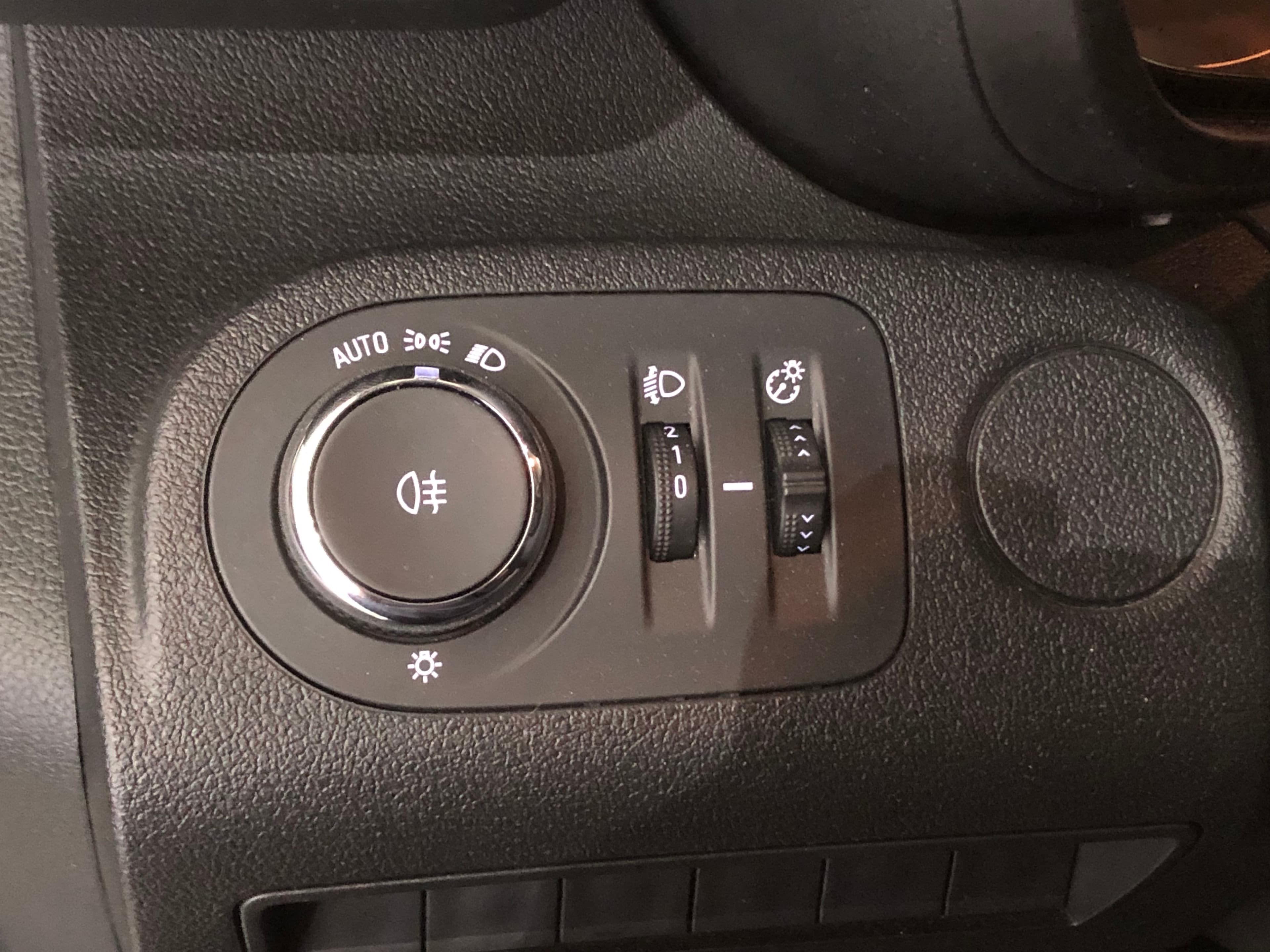 Opel Combo · Ano 2019 — imagem 23
