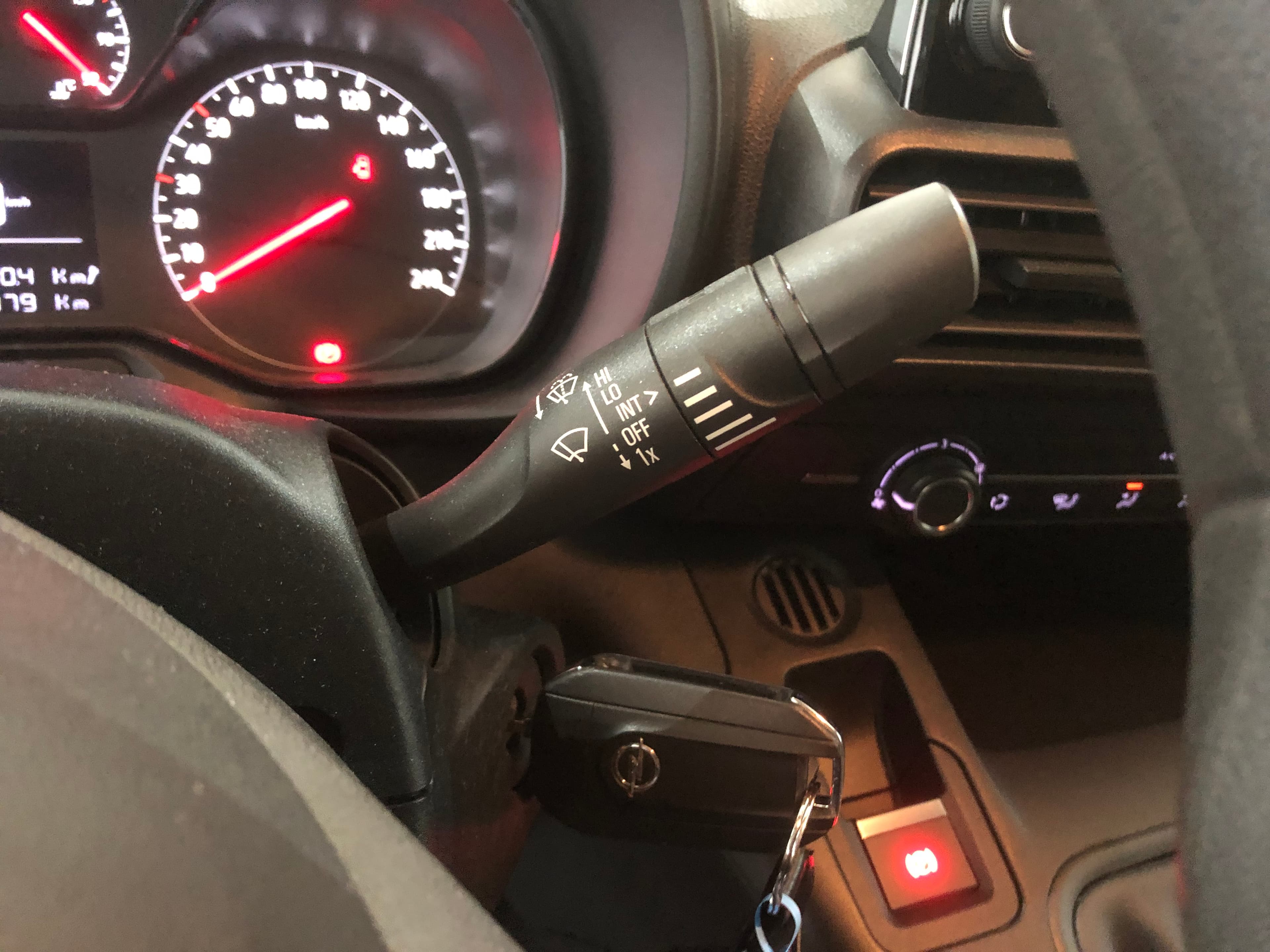 Opel Combo · Ano 2019 — imagem 27