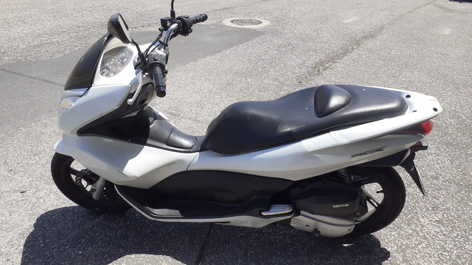 Honda PCX · Ano 2012 — imagem 4