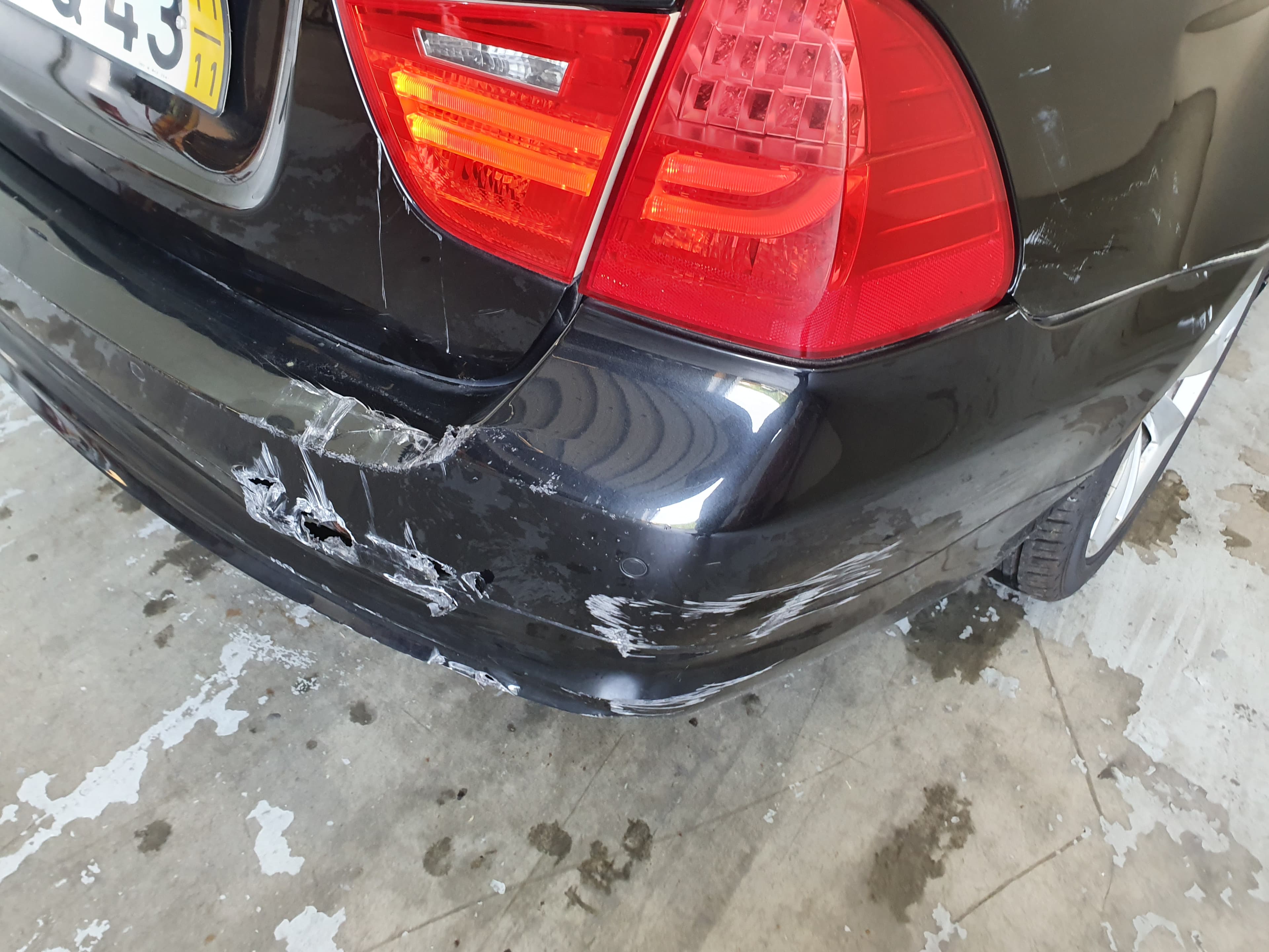 BMW 320 D · Ano 2011 — imagen 15