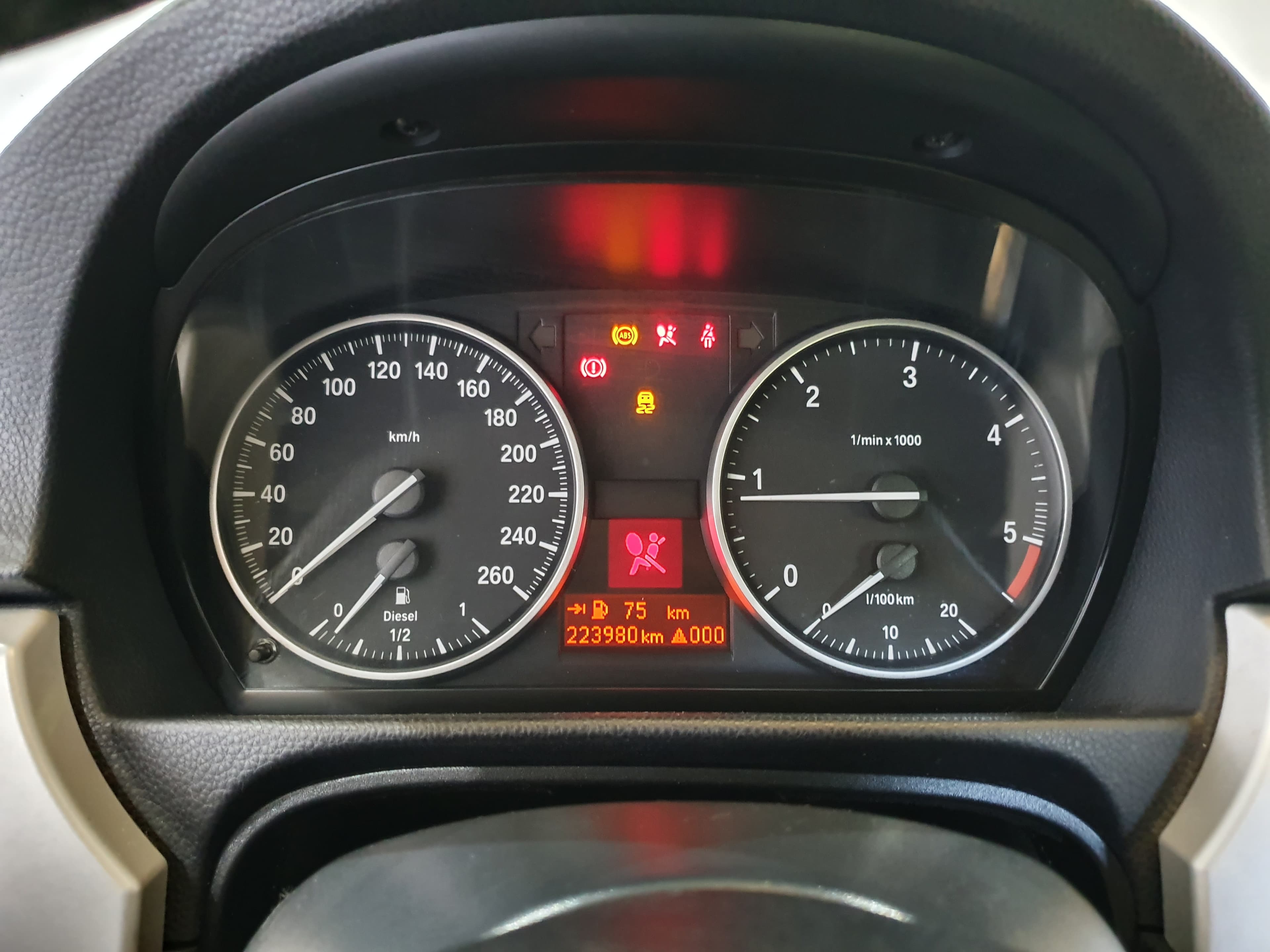 BMW 320 D · Ano 2011 — imagen 41