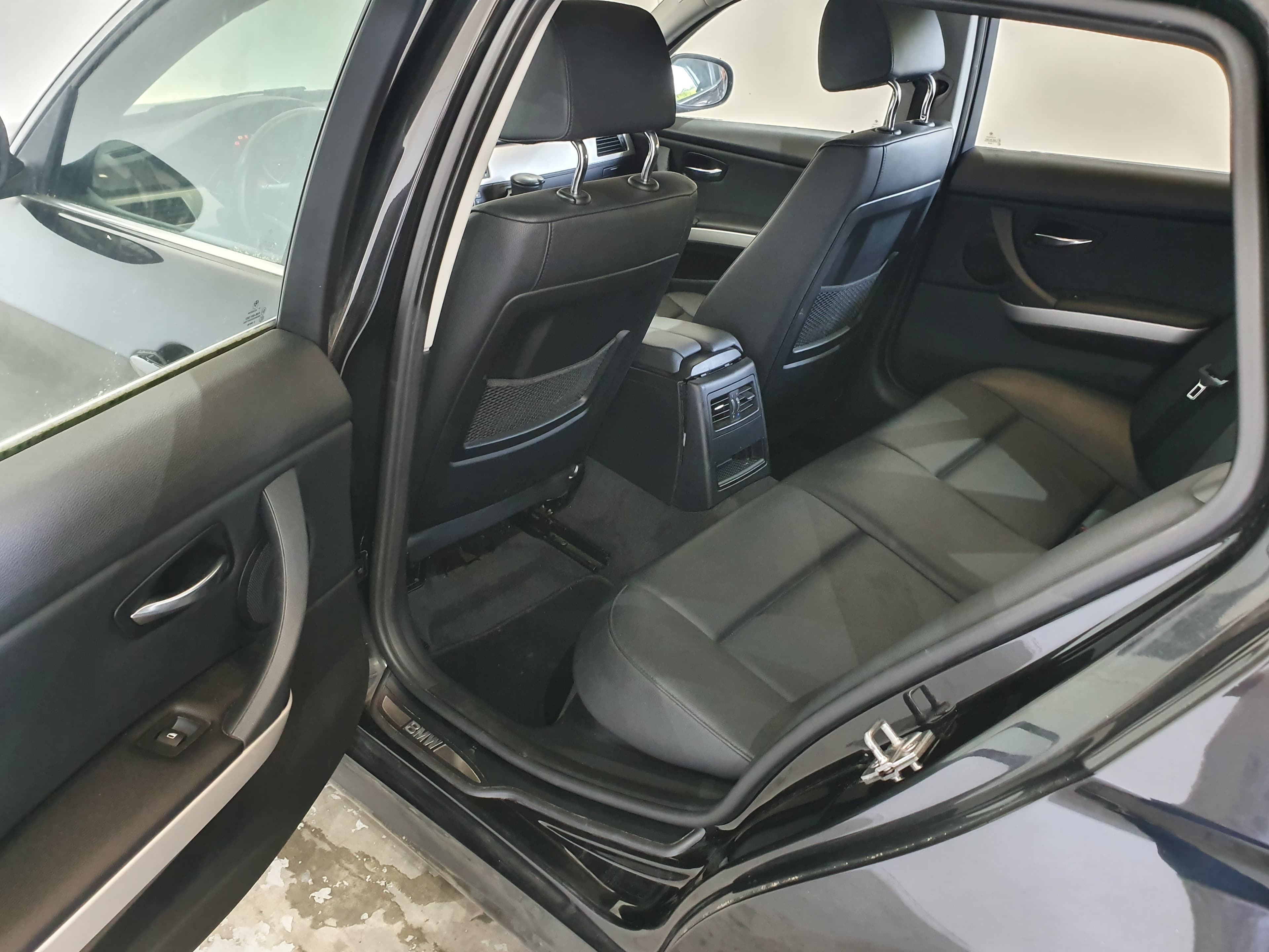 BMW 320 D · Ano 2011 — imagen 26