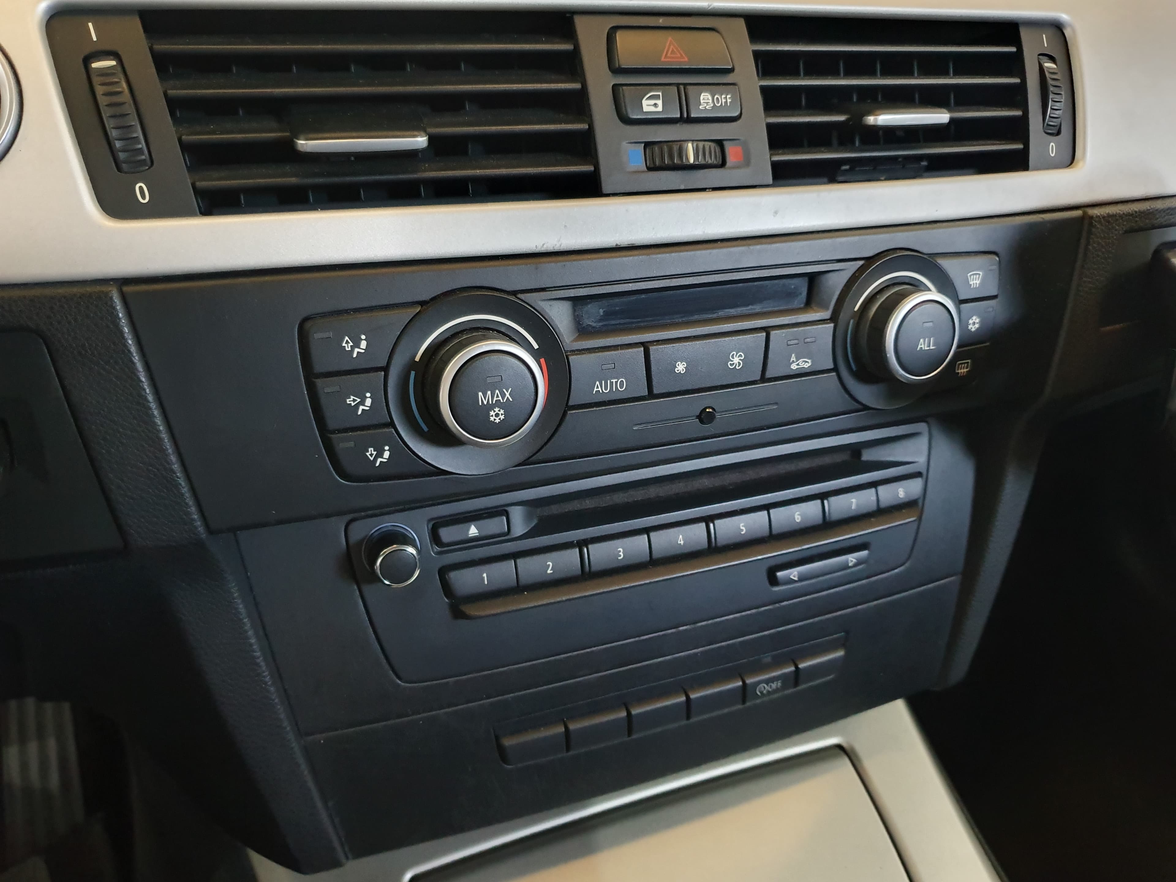 BMW 320 D · Ano 2011 — imagen 35
