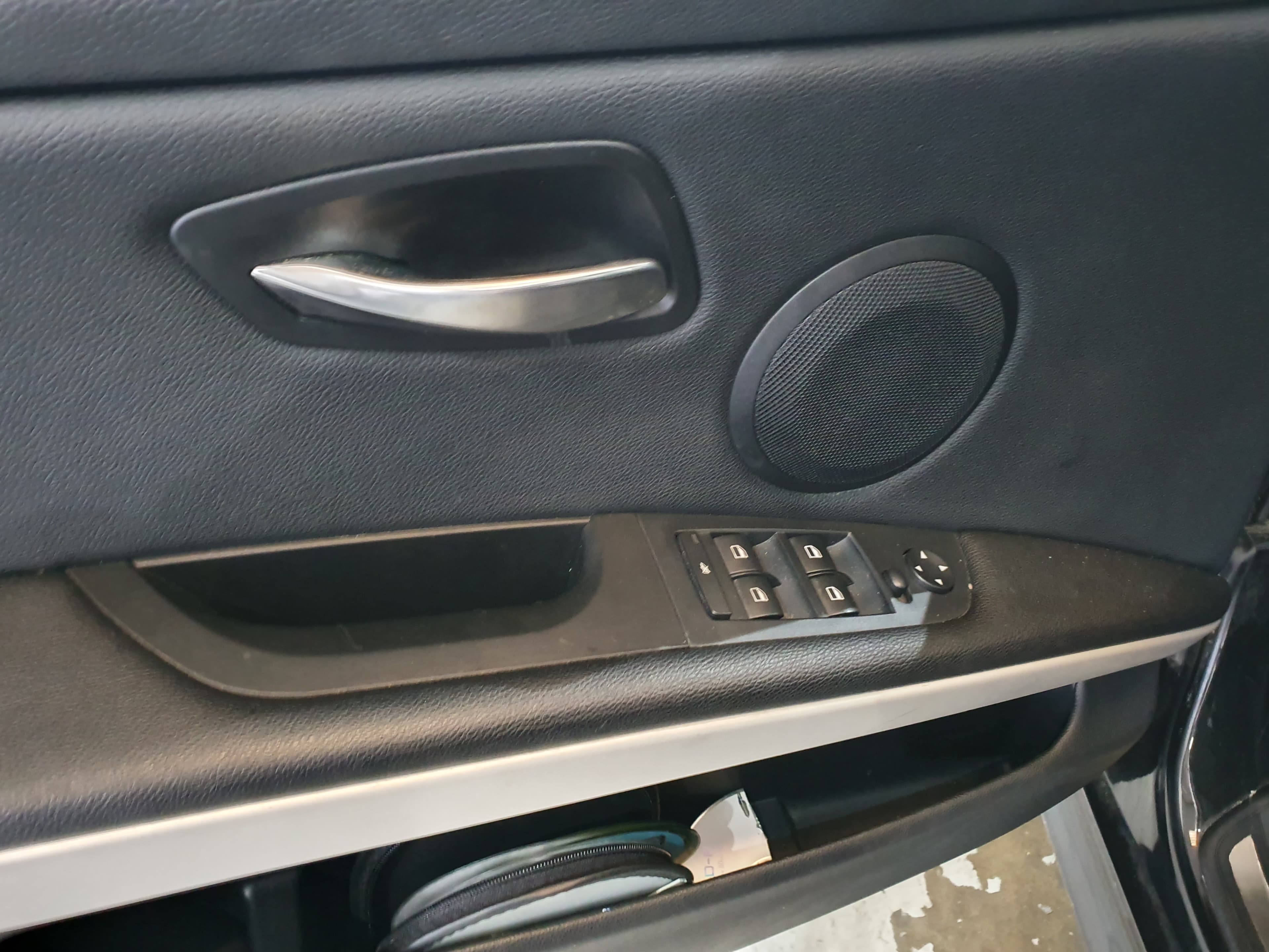 BMW 320 D · Ano 2011 — imagen 30
