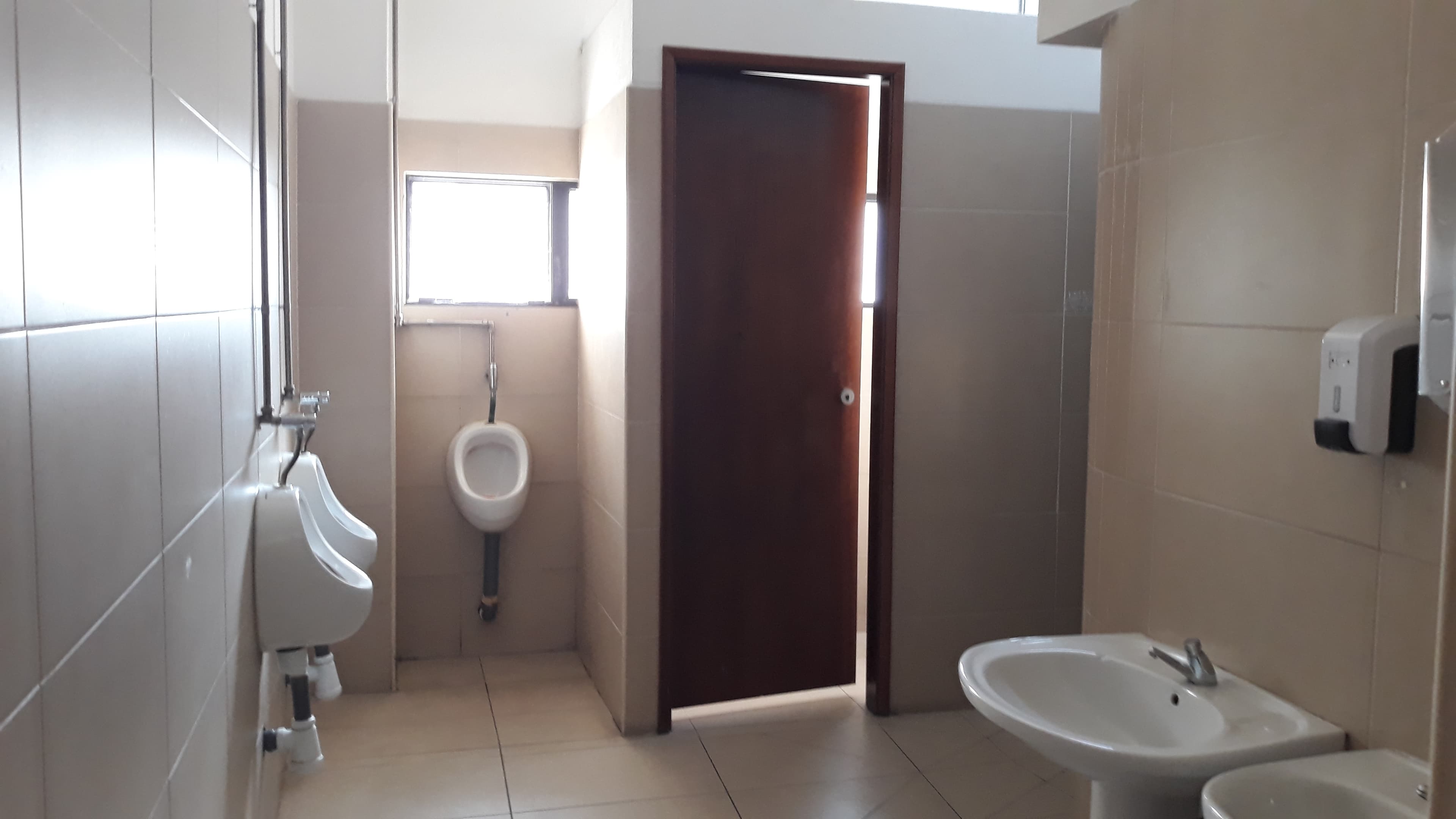 Loja · Leiria — imagen 6