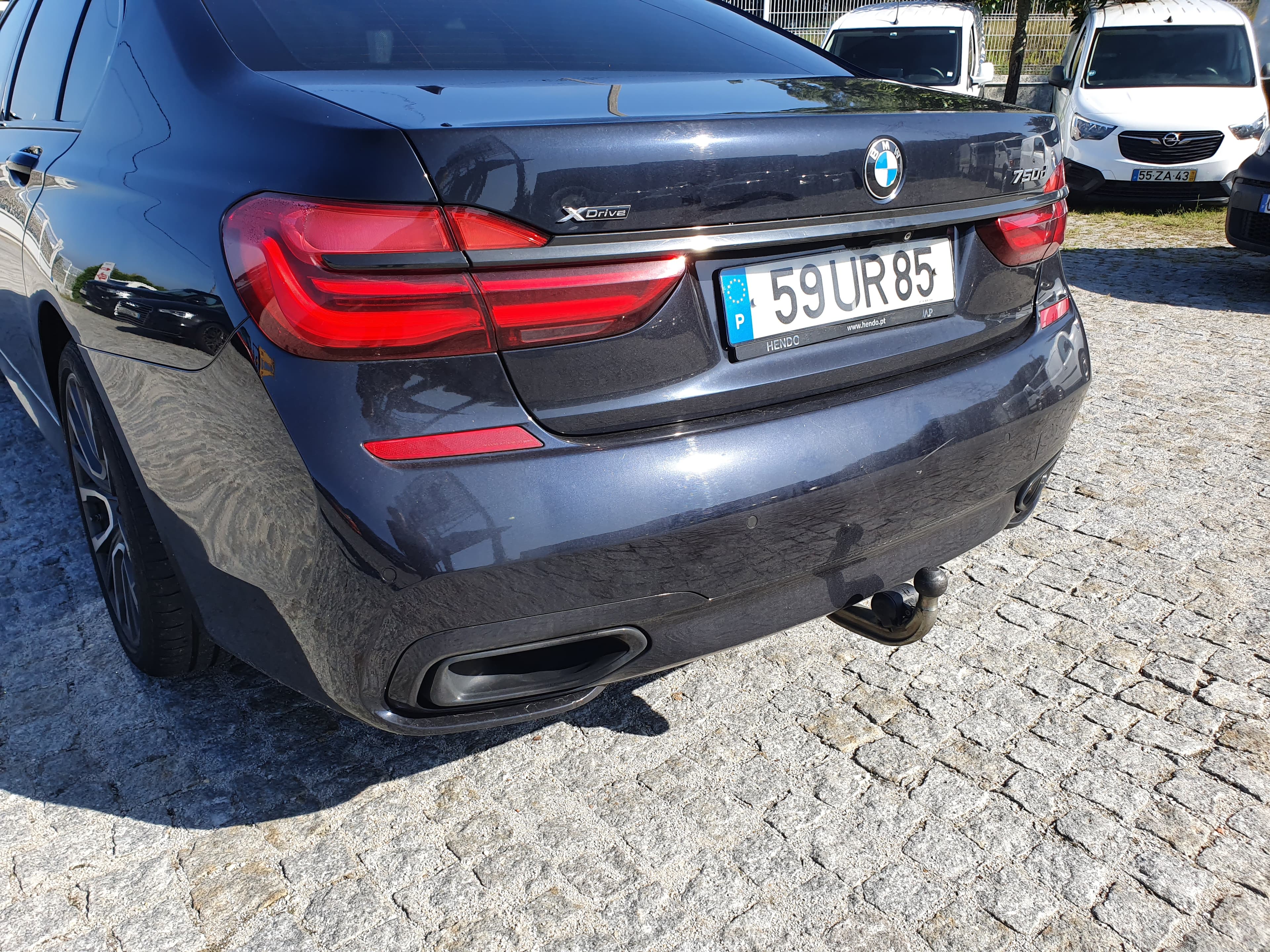 BMW 750 D Xdrive · Ano 2016 — imagen 7