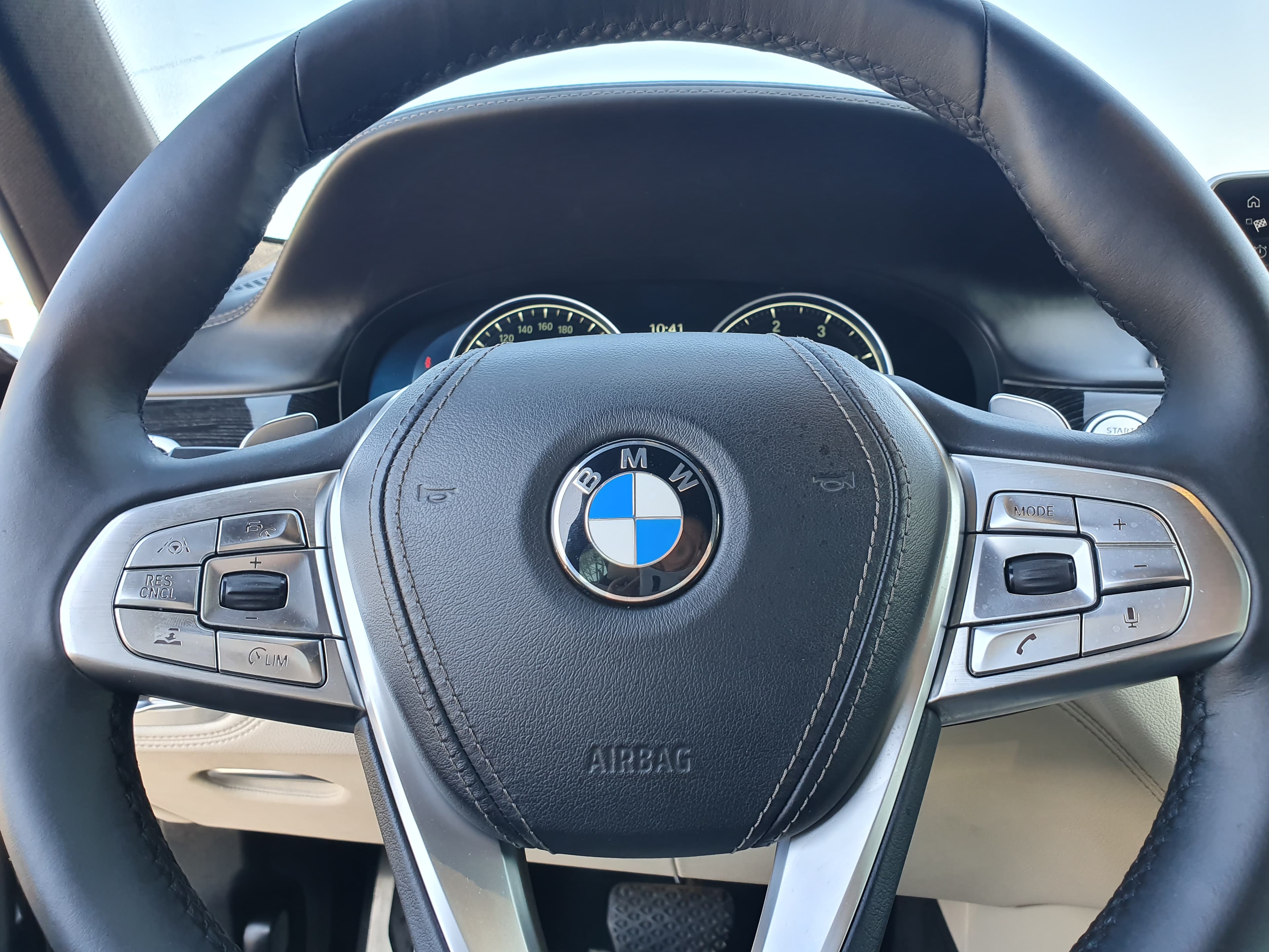 BMW 750 D Xdrive · Ano 2016 — imagen 41