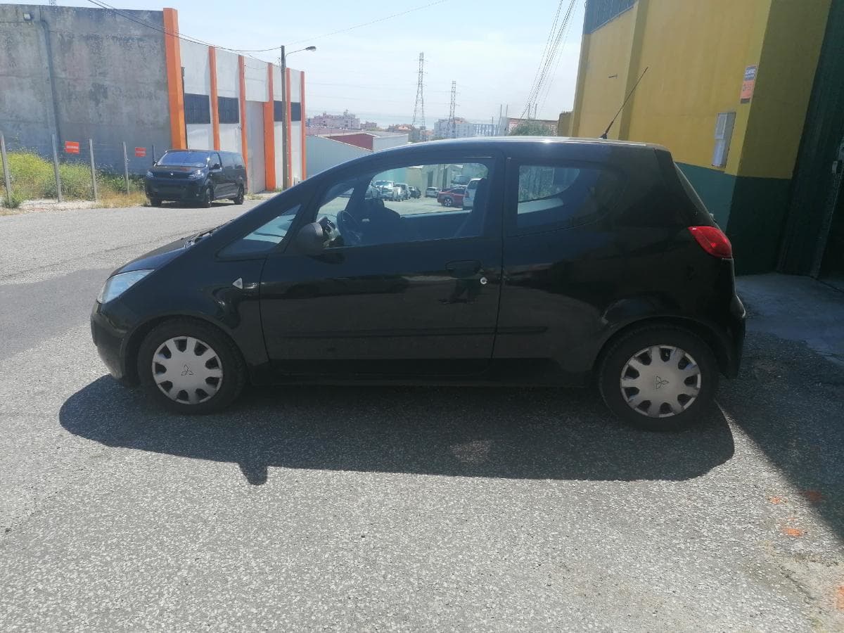 Mitsubishi Colt CZ3 — imagem 2