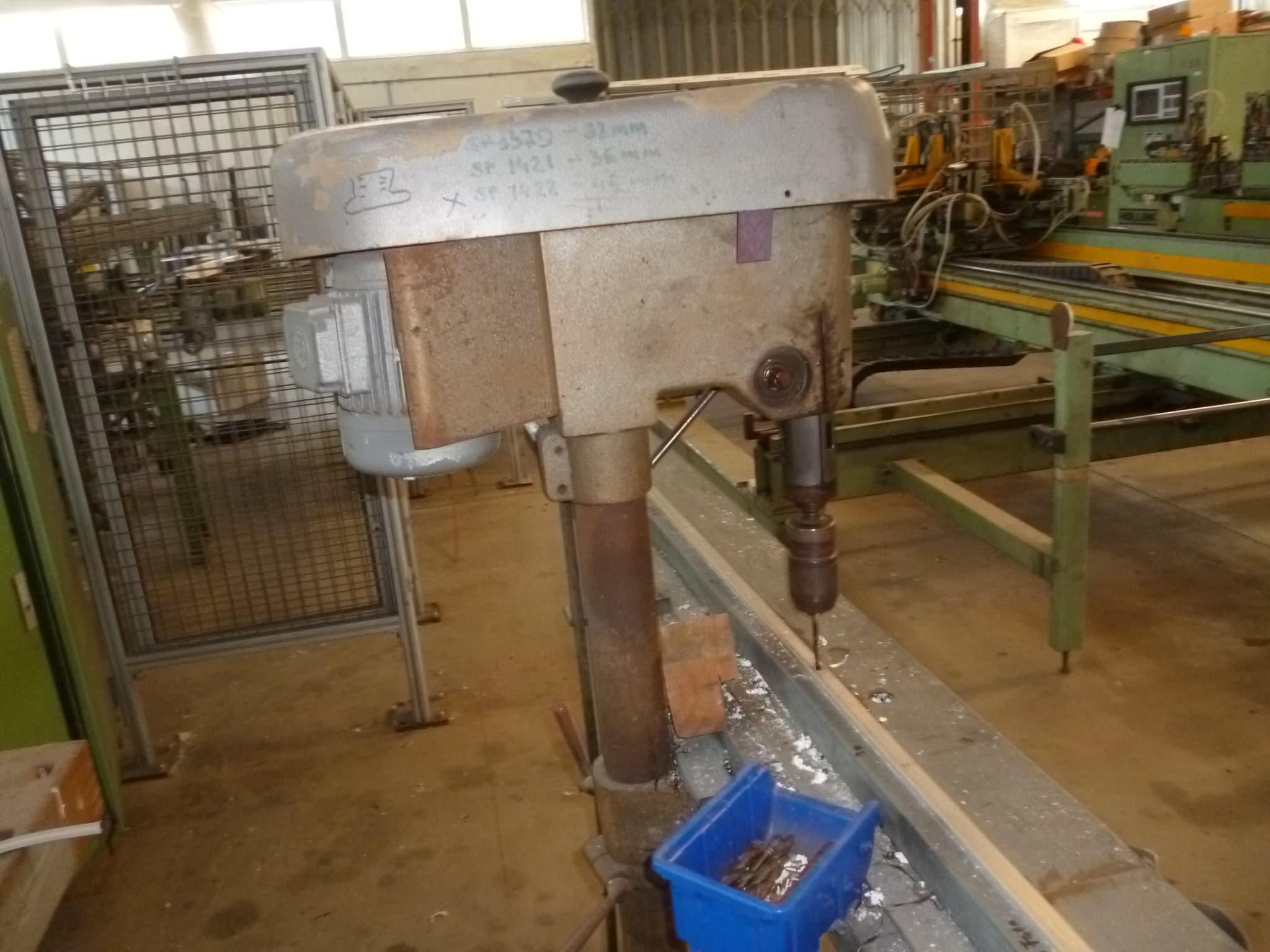 Máquina de furar — imagem 3