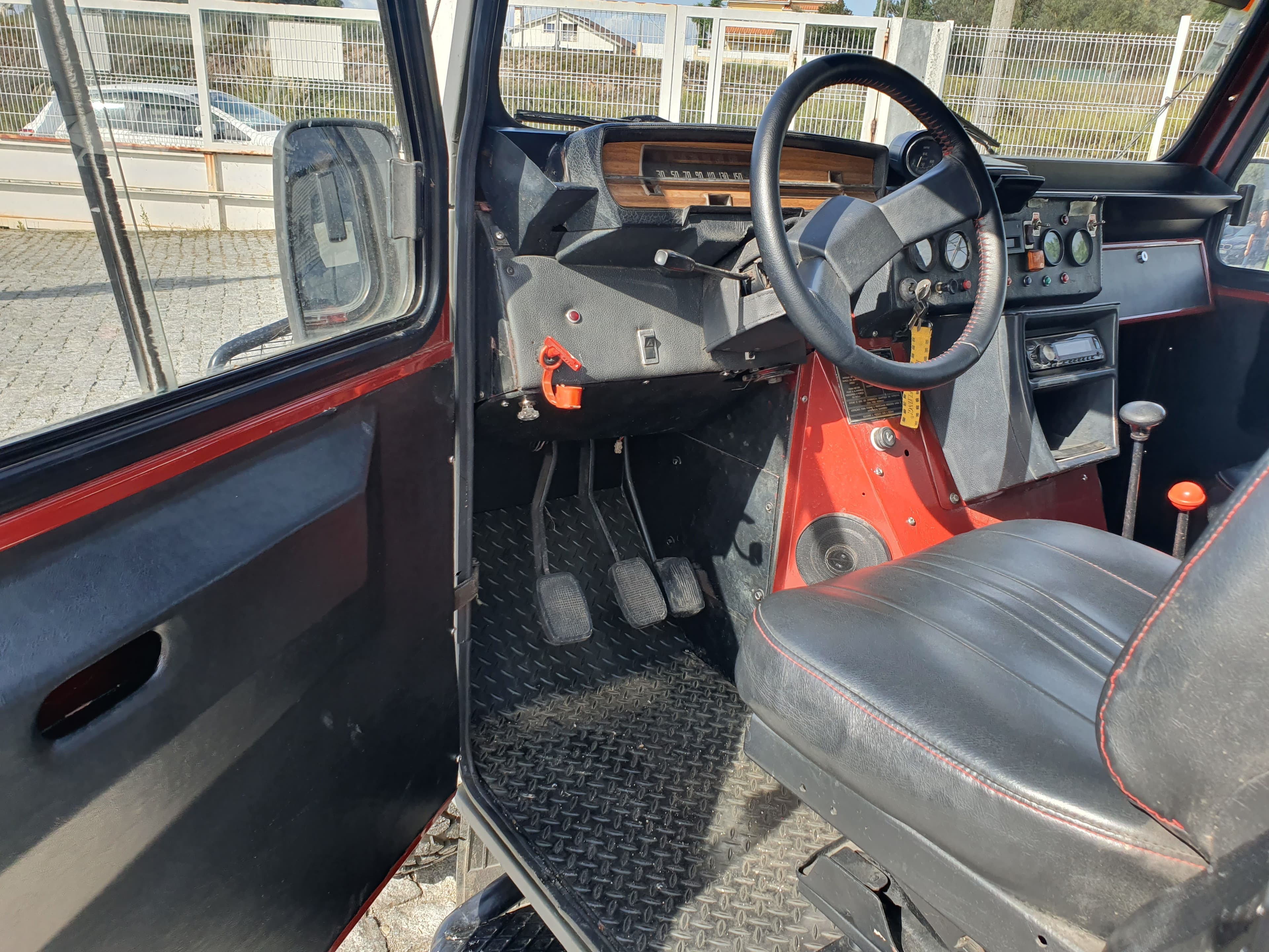 UMM 4x4 · Ano 1984 — imagem 16