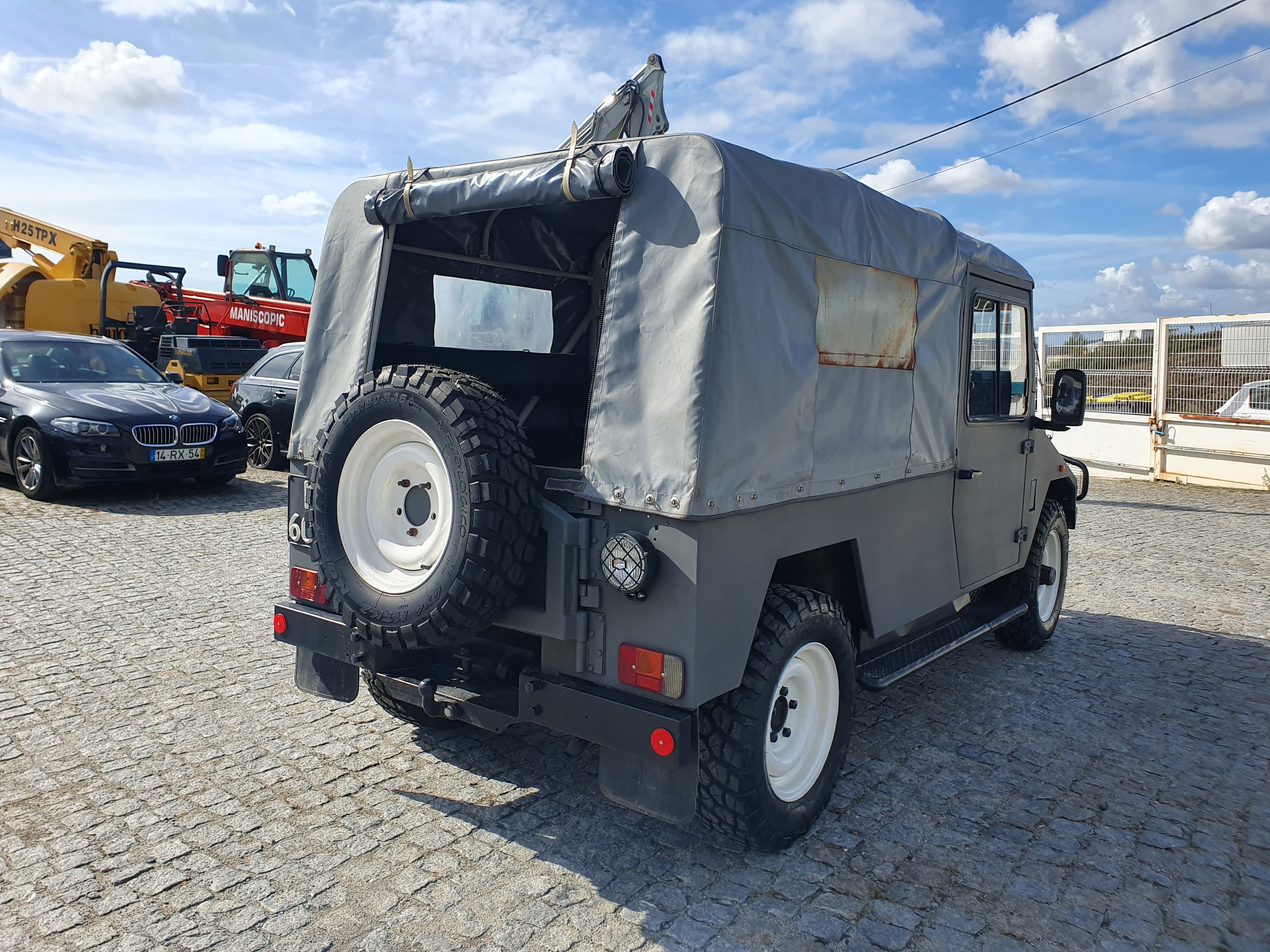 UMM 4x4 · Ano 1984 — imagem 5