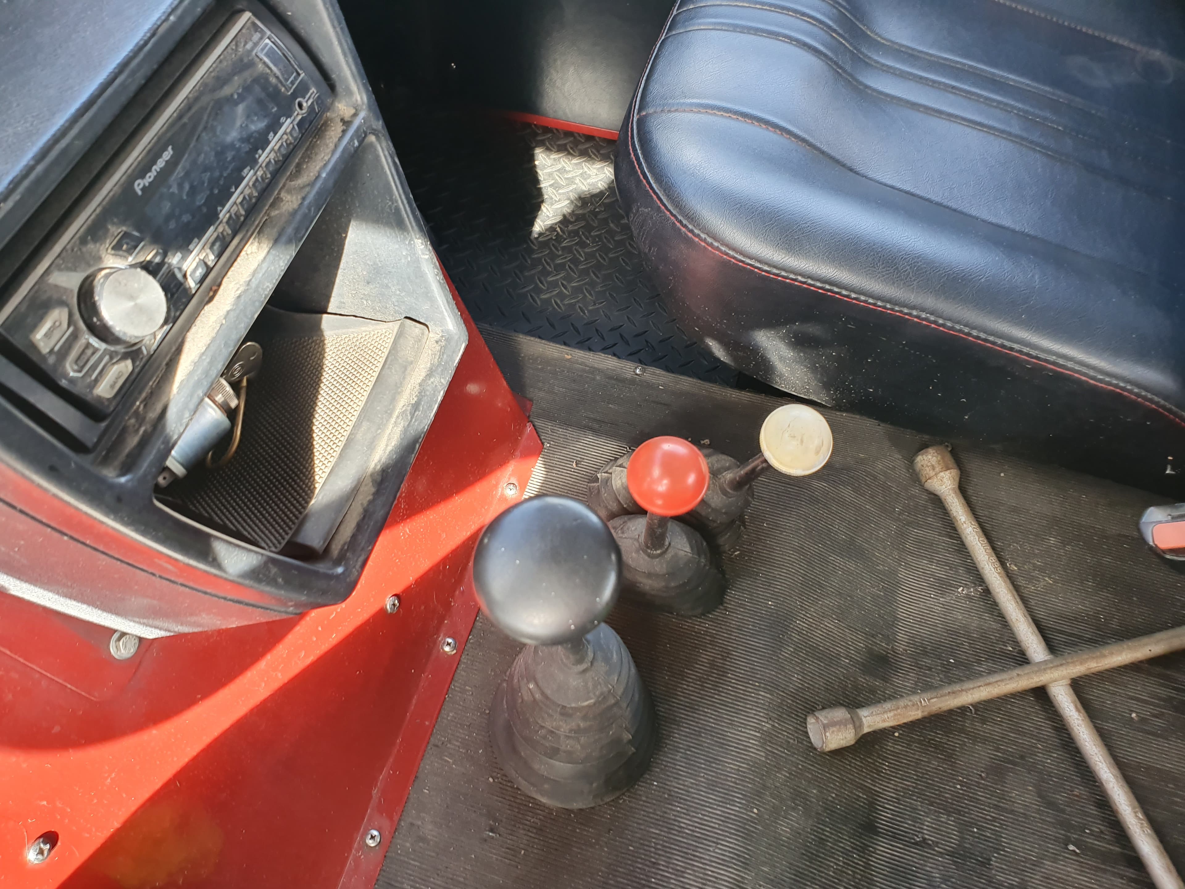 UMM 4x4 · Ano 1984 — imagem 24