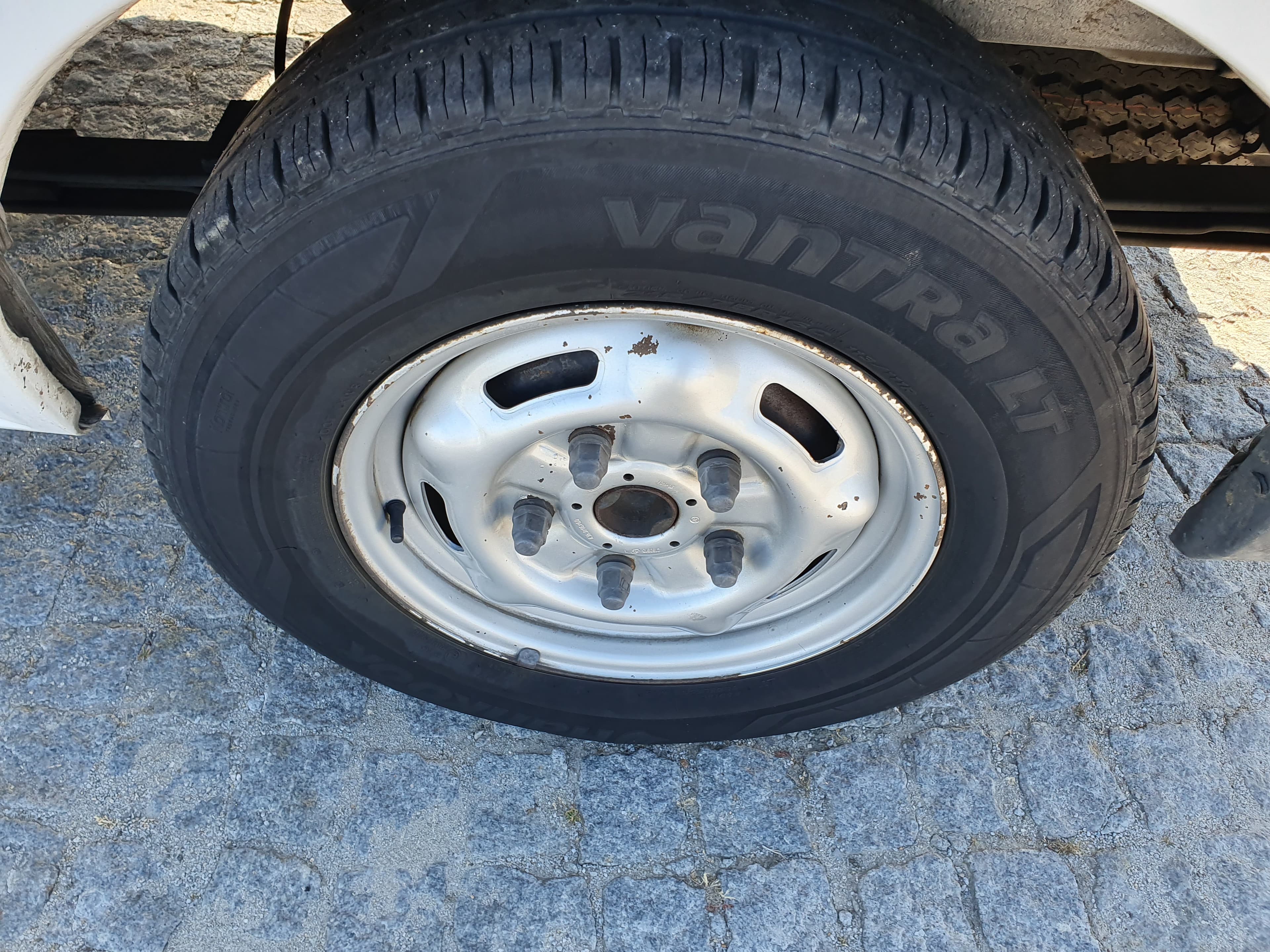 Ford Transit — imagen 15
