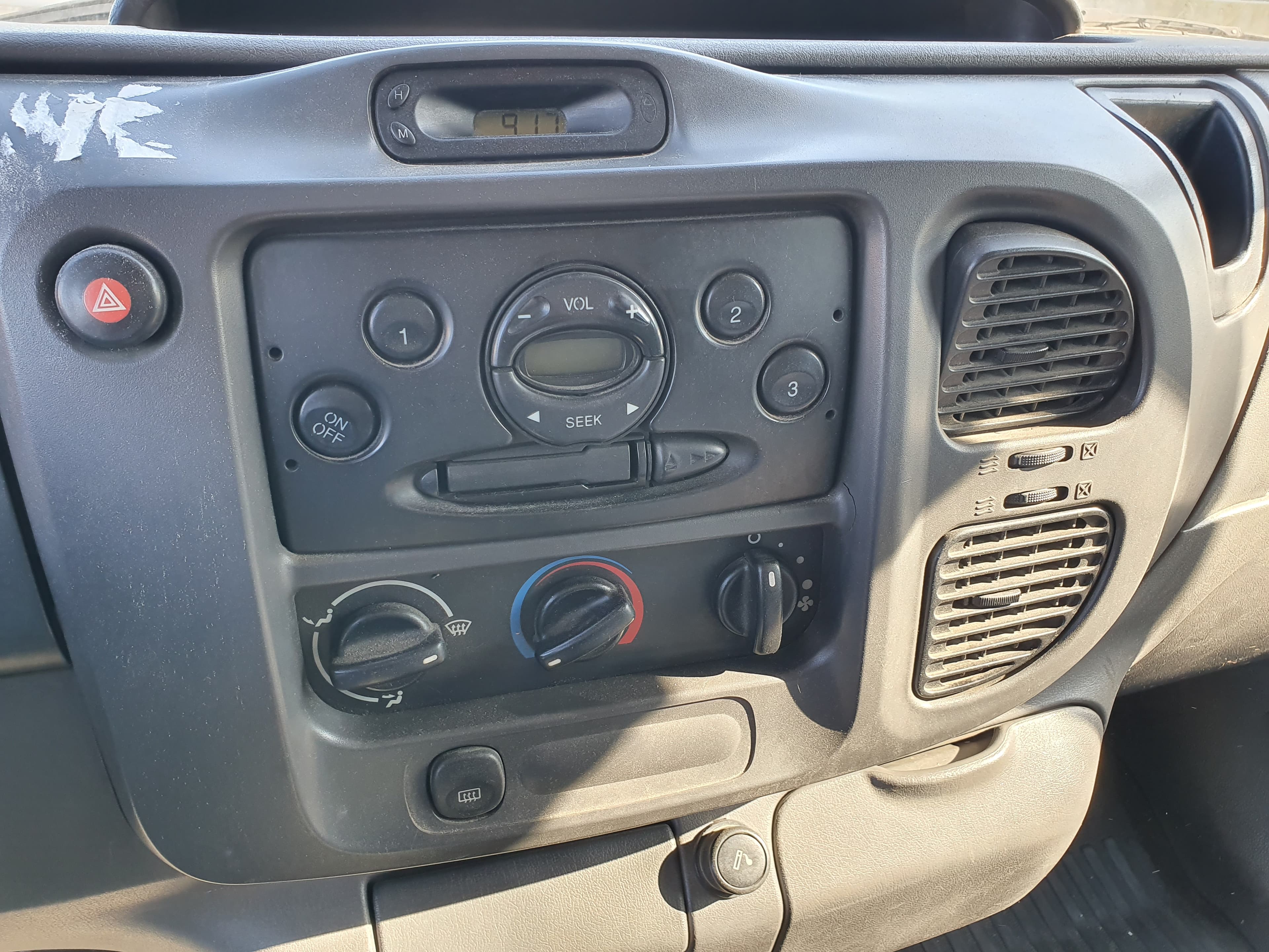 Ford Transit — imagen 26