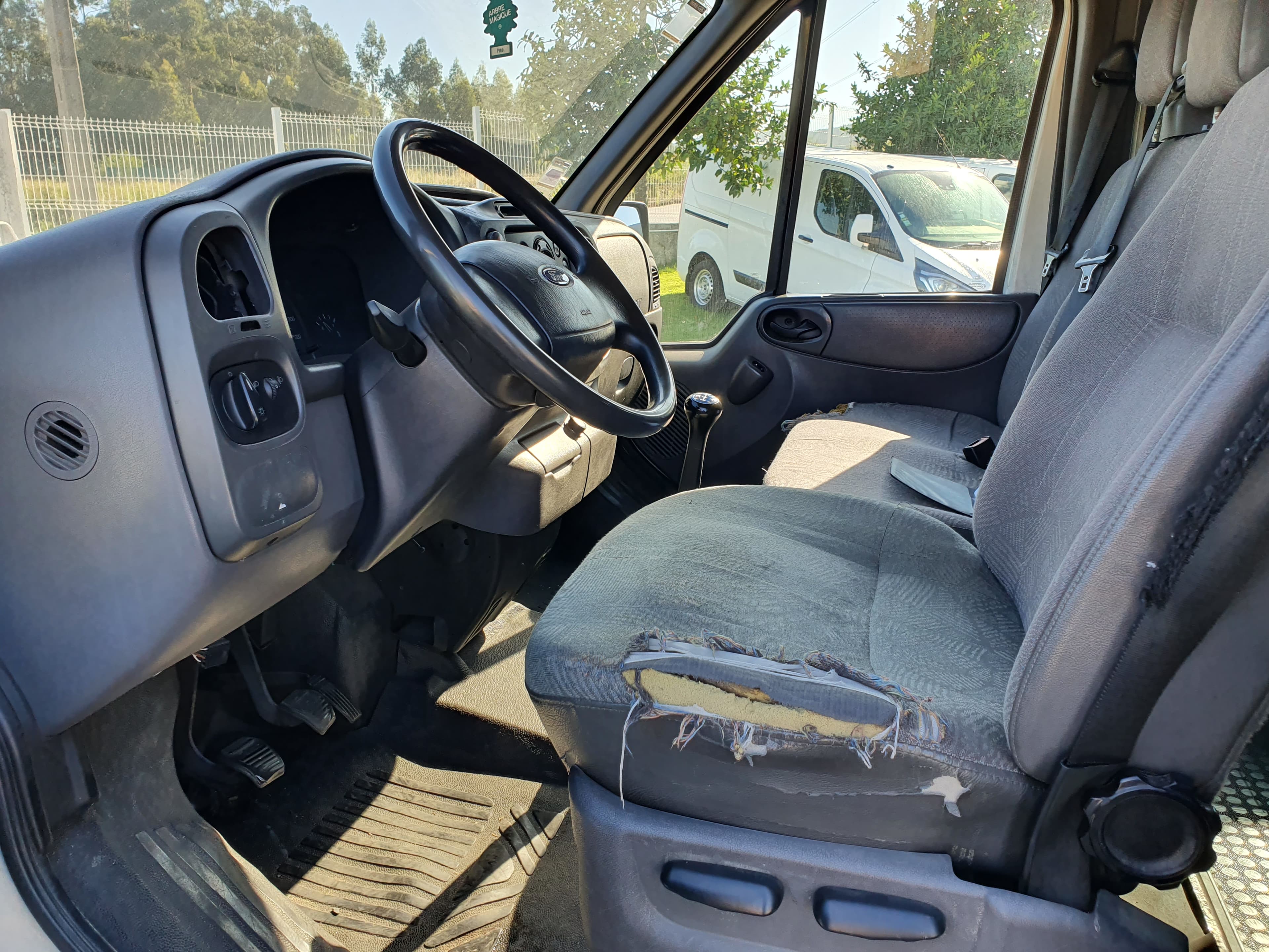 Ford Transit — imagen 24