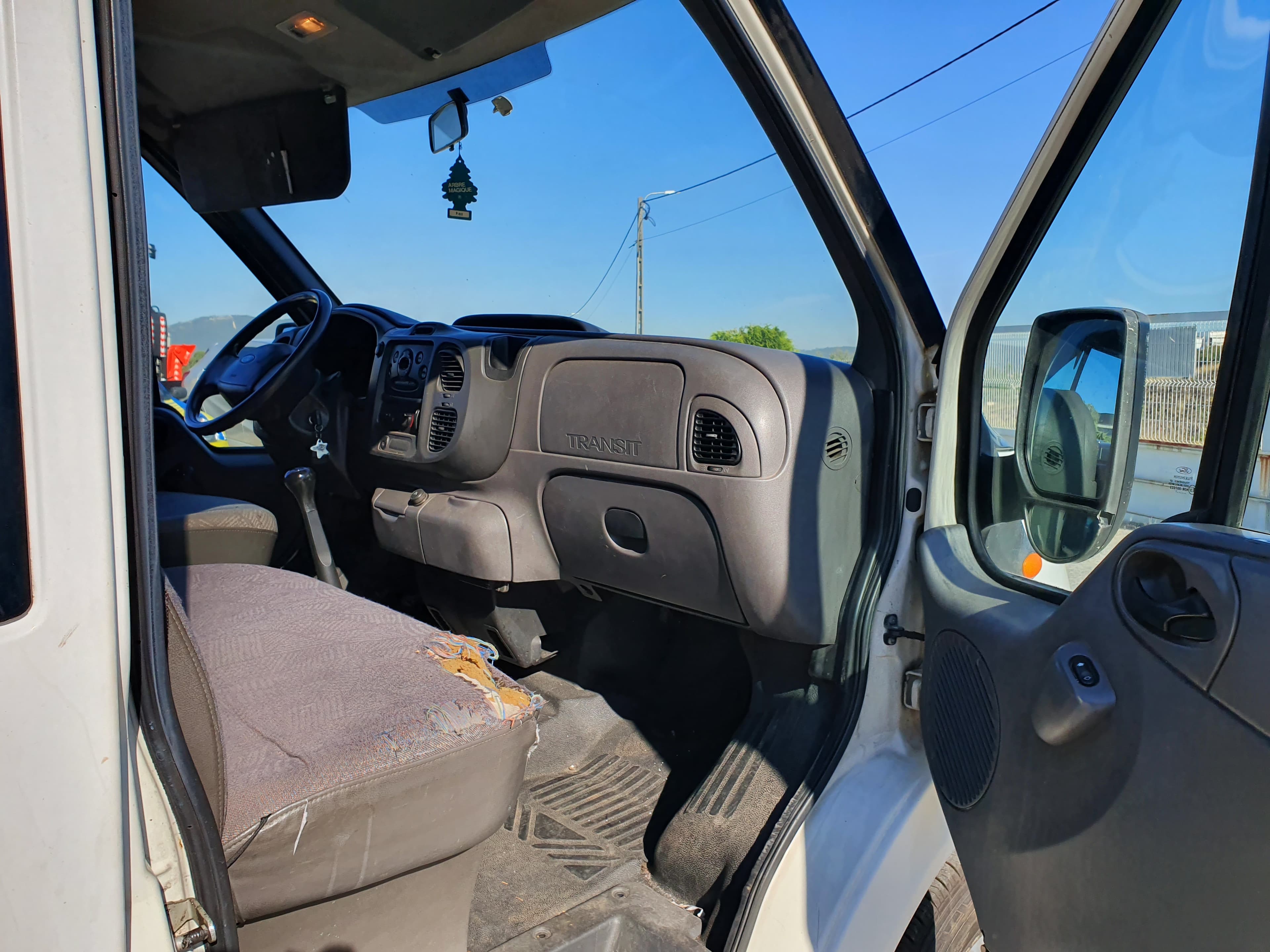 Ford Transit — imagen 18