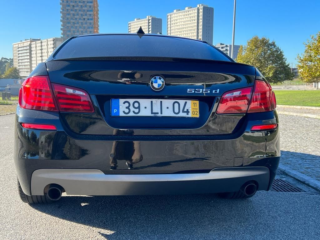 BMW 535 D · Kit M · Ano 2011 — imagem 4